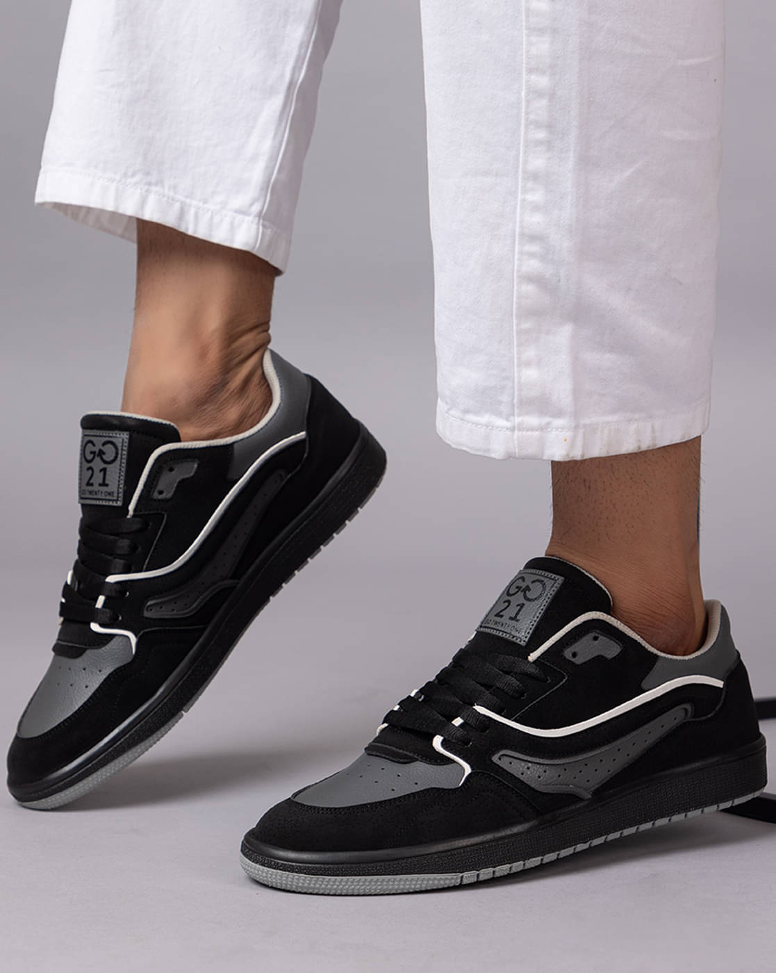     			RUN SEVEN ( by GO21 ) Comfort|Summer|Trendy|Walking Black Men's Sneakers
