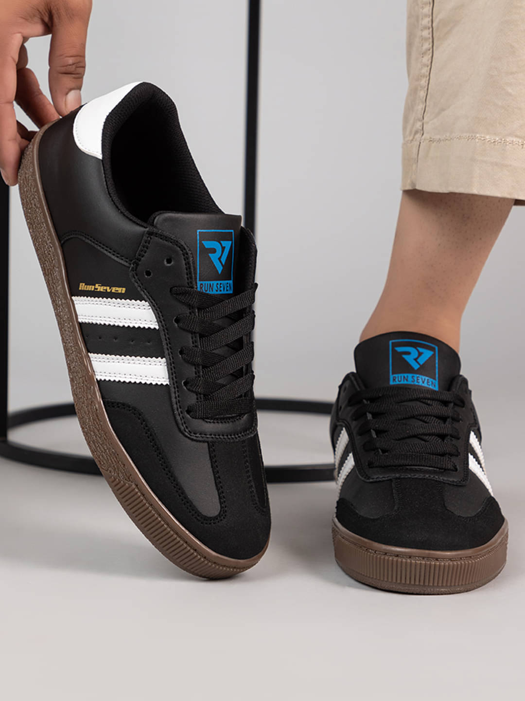    			RUN SEVEN ( by GO21 ) Comfort|Summer|Trendy|Outdoor Black Men's Sneakers