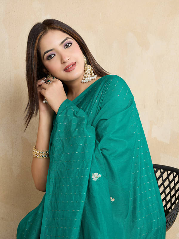 Doi Moi Nylon Woven Saree With Unstitched Blouse Piece ( Rama ) Doi Moi Nylon Woven Saree With Unstitched Blouse Piece ( Rama )