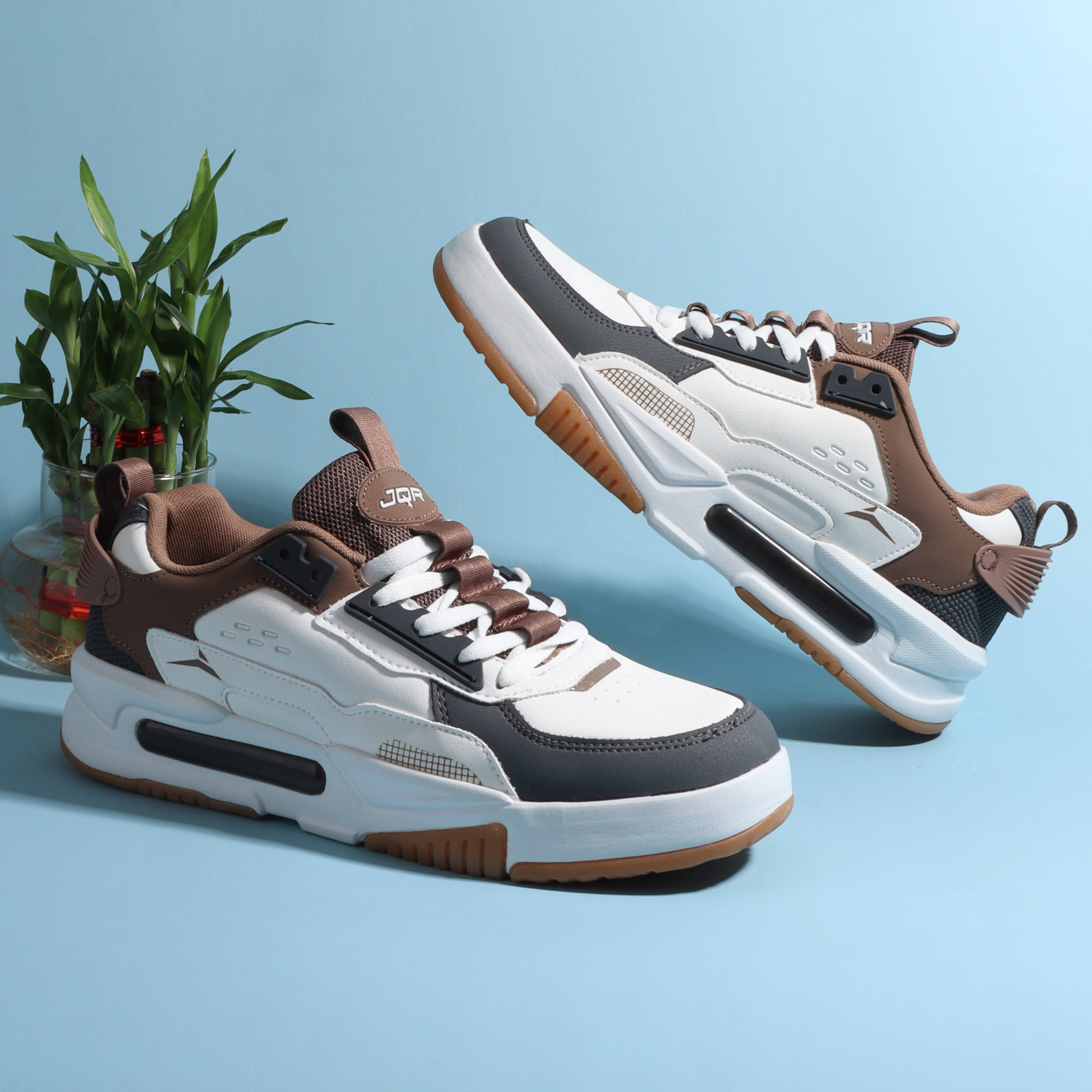     			JQR SIGNATURE Brown Men's Sneakers