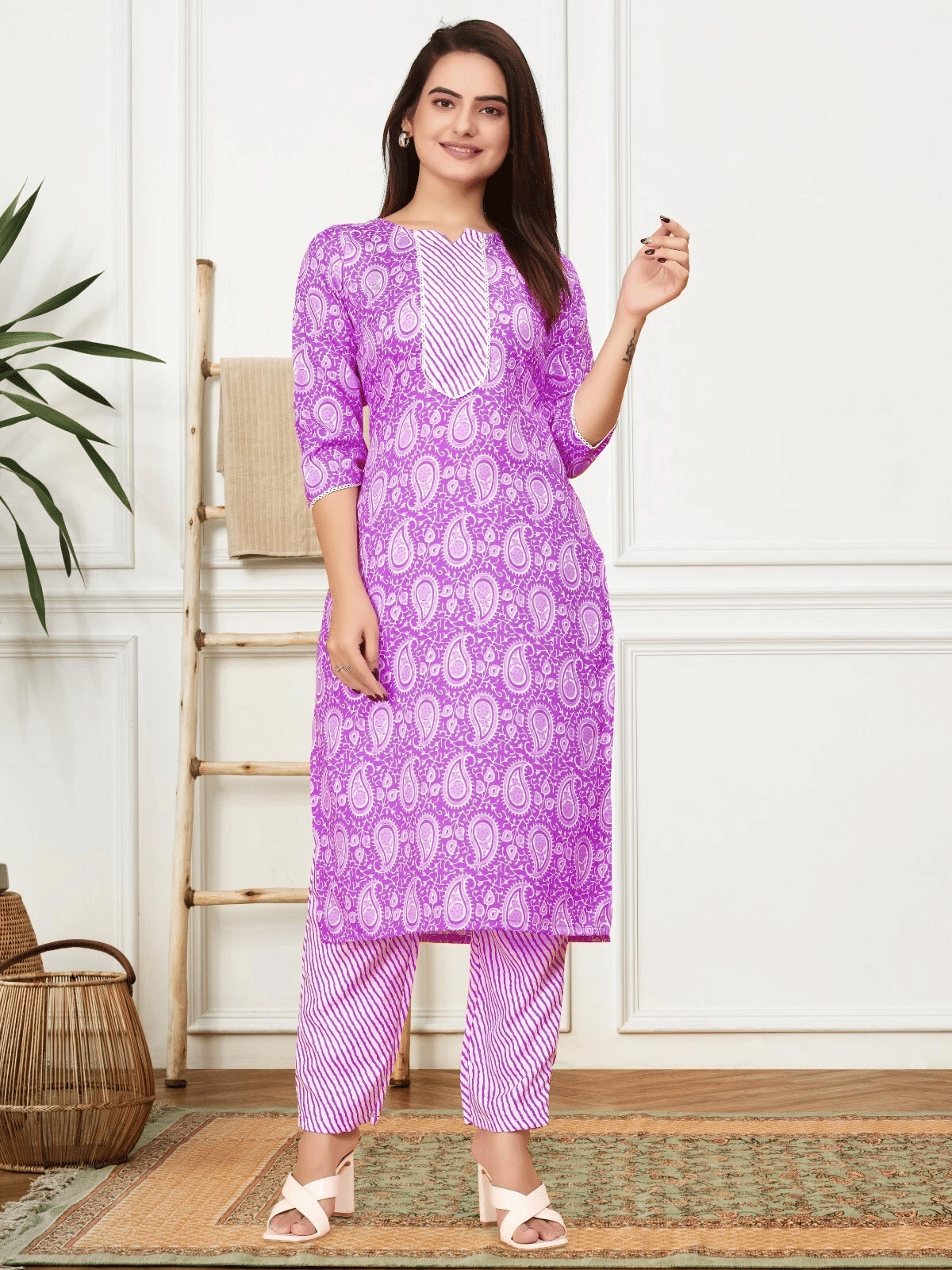     			JULEE Women's Cotton Blend Printed Kurti With Pants ( Lavender )