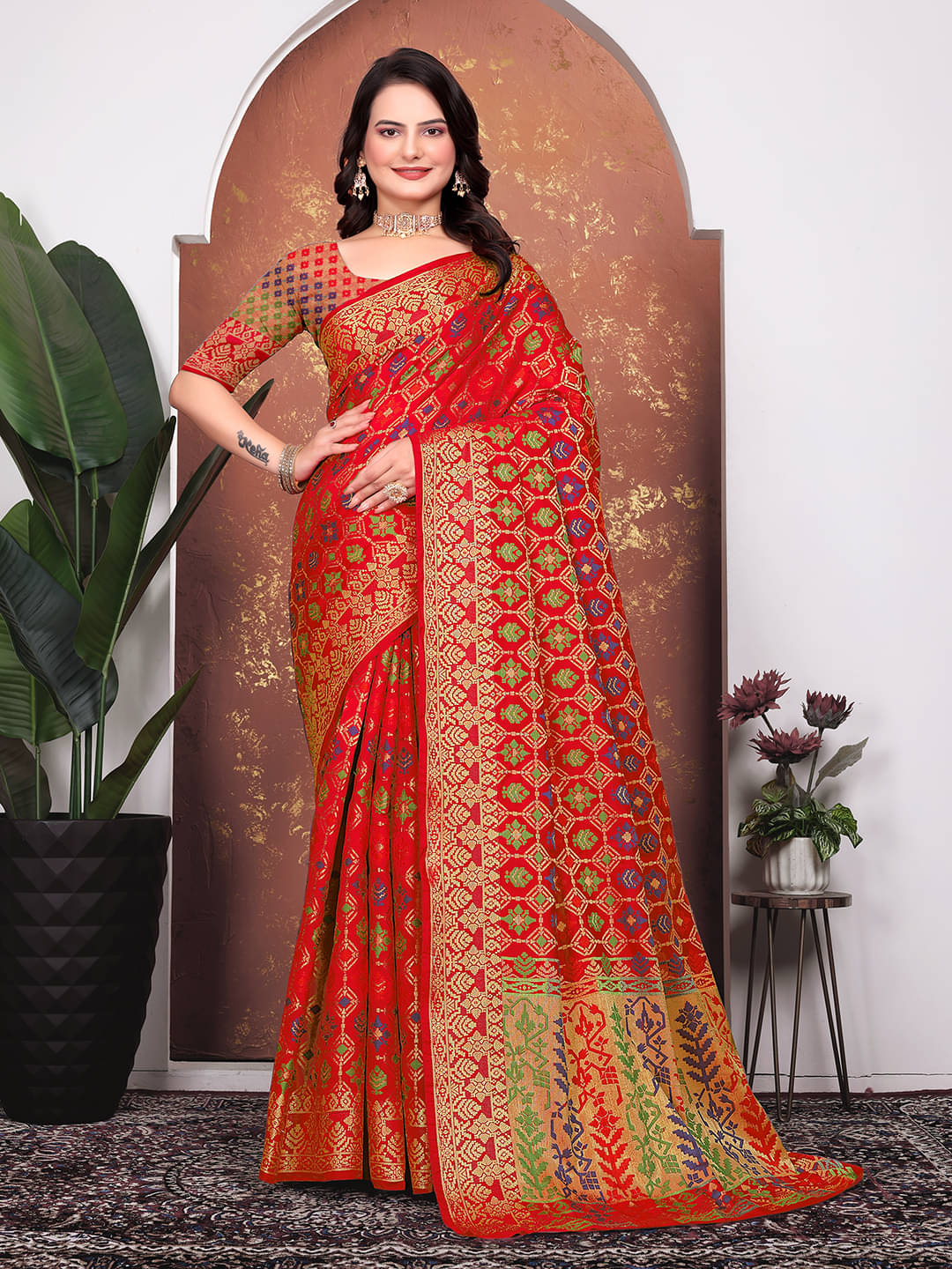 Kanooda Prints Banarasi Silk Embellished Saree With Unstitched Blouse Piece ( Red )     			Kanooda Prints Banarasi Silk Embellished Saree With Unstitched Blouse Piece ( Red )