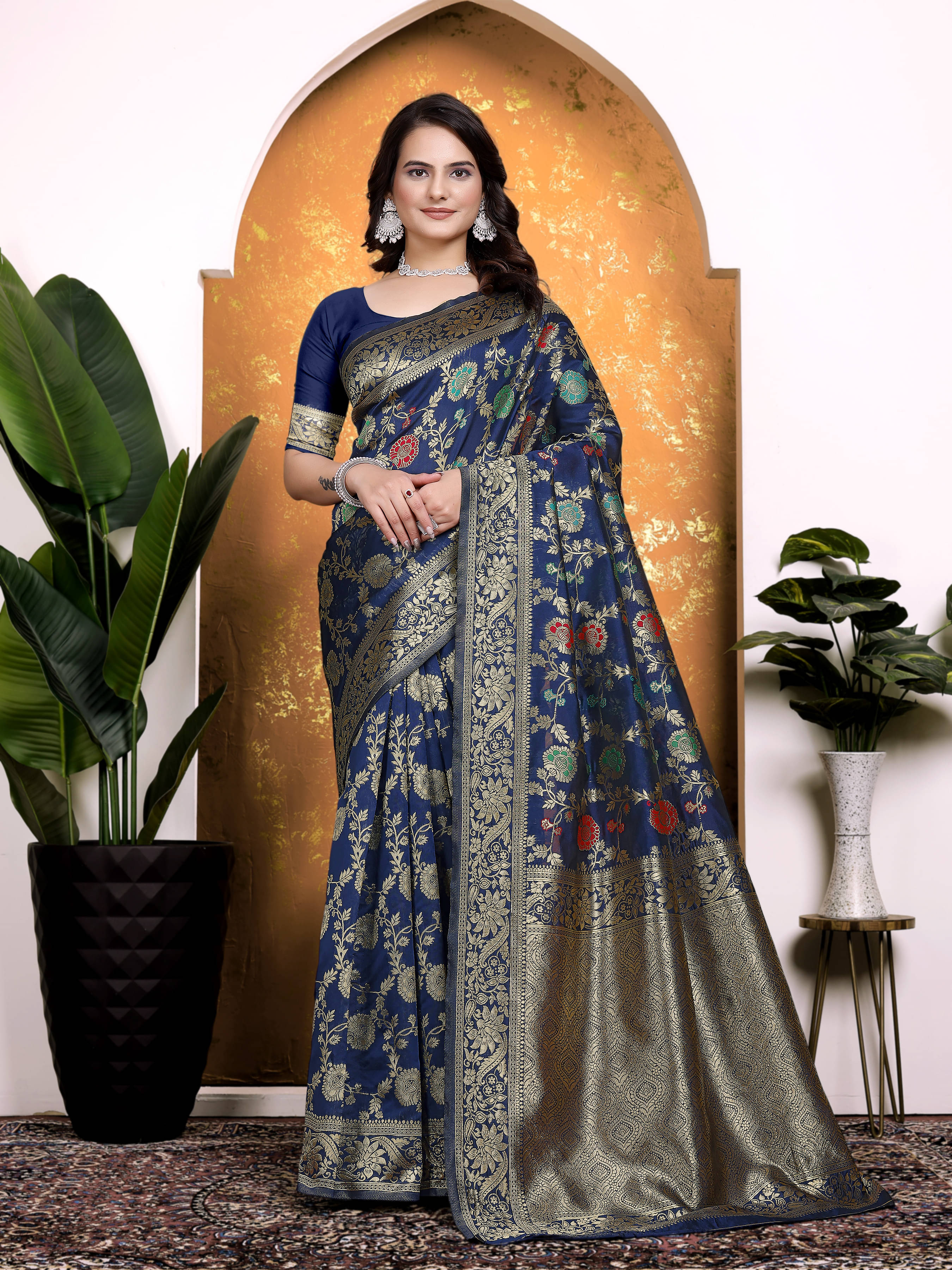     			Kanooda Prints Banarasi Silk Embellished Saree With Unstitched Blouse Piece ( Navy Blue )