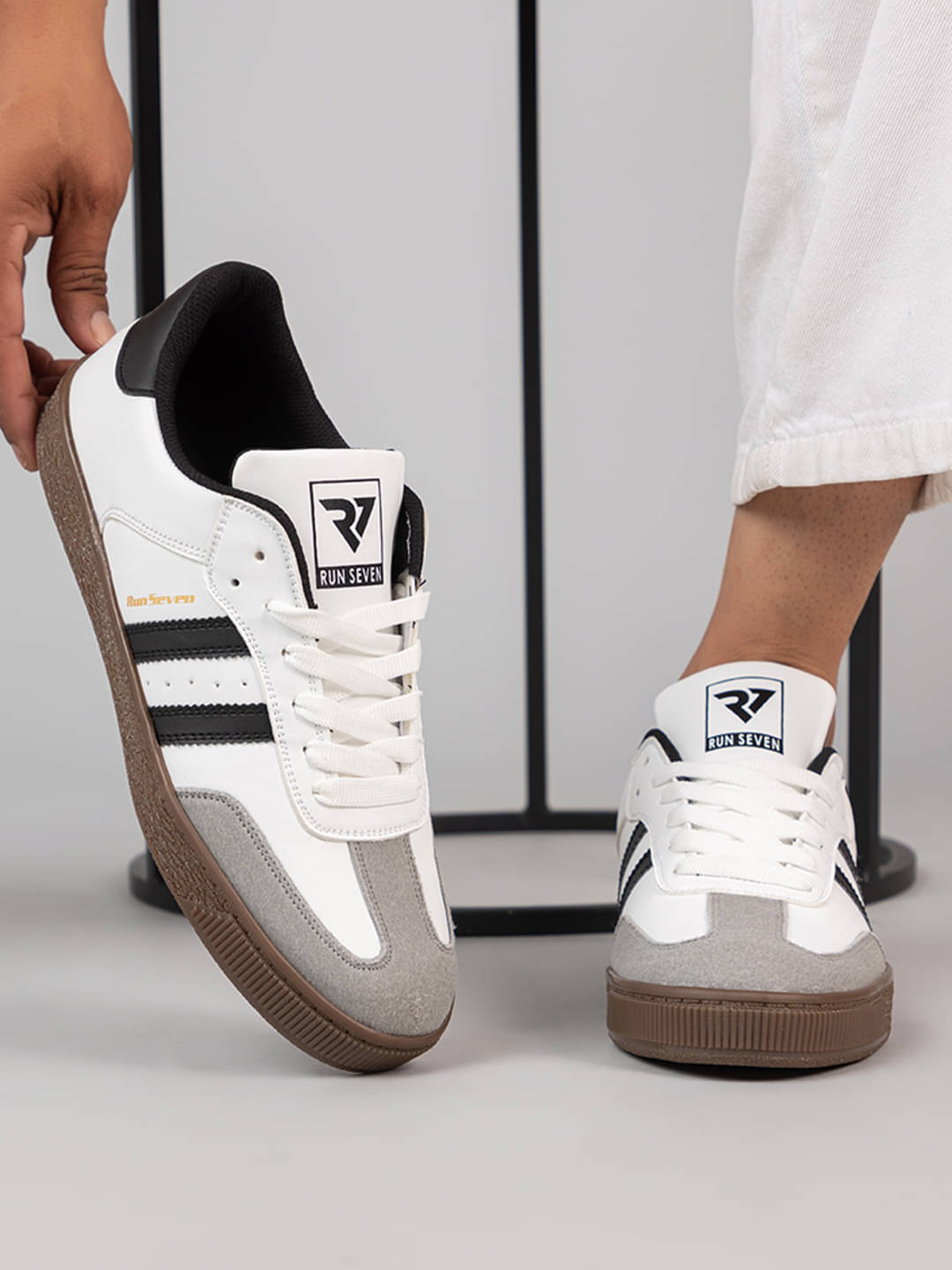     			RUN SEVEN ( by GO21 ) Comfort|Summer|Trendy|Outdoor White Men's Sneakers