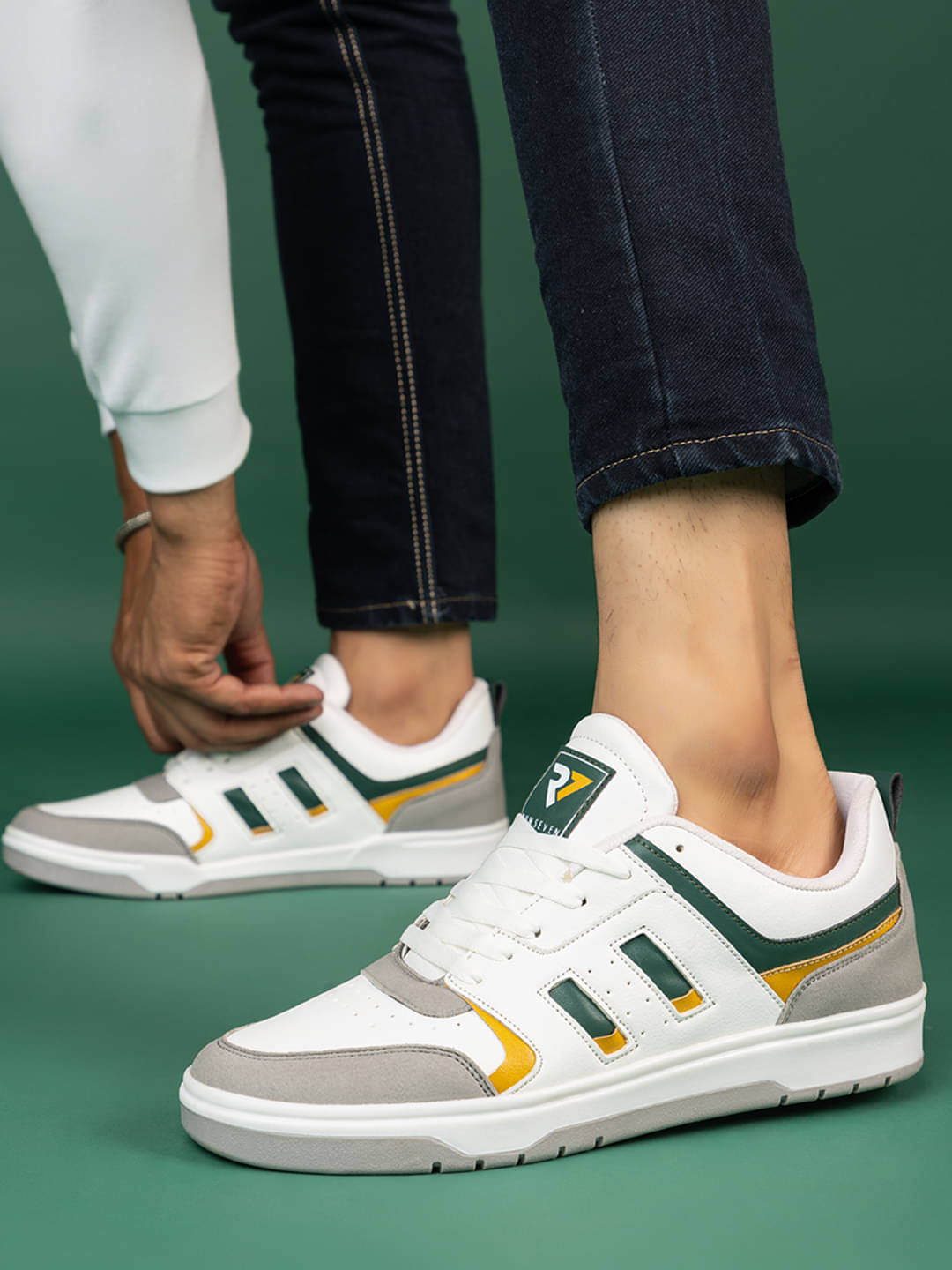     			RUN SEVEN ( by GO21 ) Soft Insole, Slip-Resistance|Casual White Men's Sneakers
