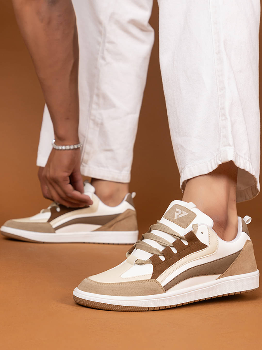     			RUN SEVEN ( by GO21 ) Summer Trendy Outdoor Stylish White Men's Sneakers