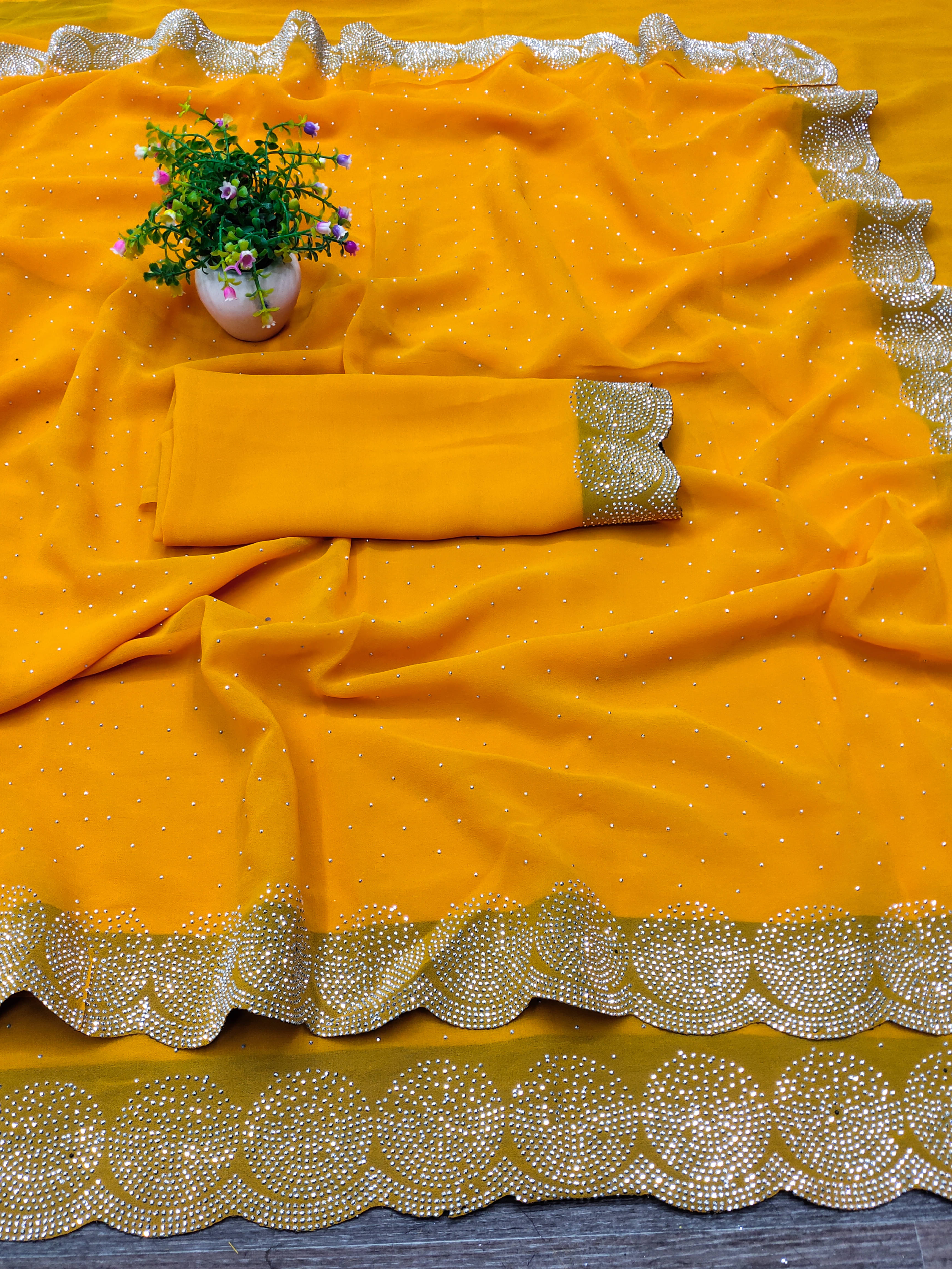     			XOOM LADY Georgette Embellished Saree With Unstitched Blouse Piece ( Yellow )