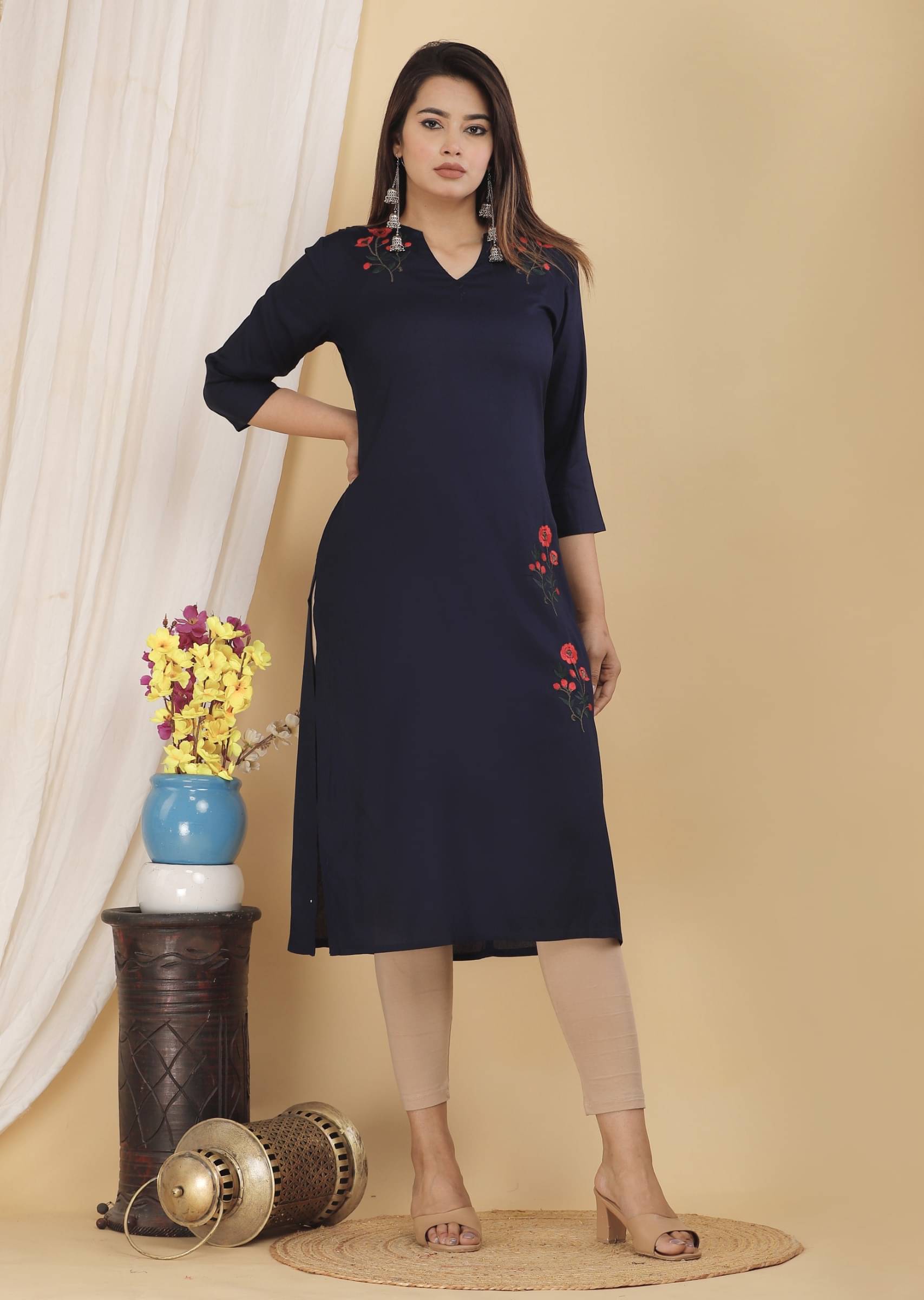     			jain creation Women's Cotton Blend Embroidered Straight Kurti - ( Multicolor )
