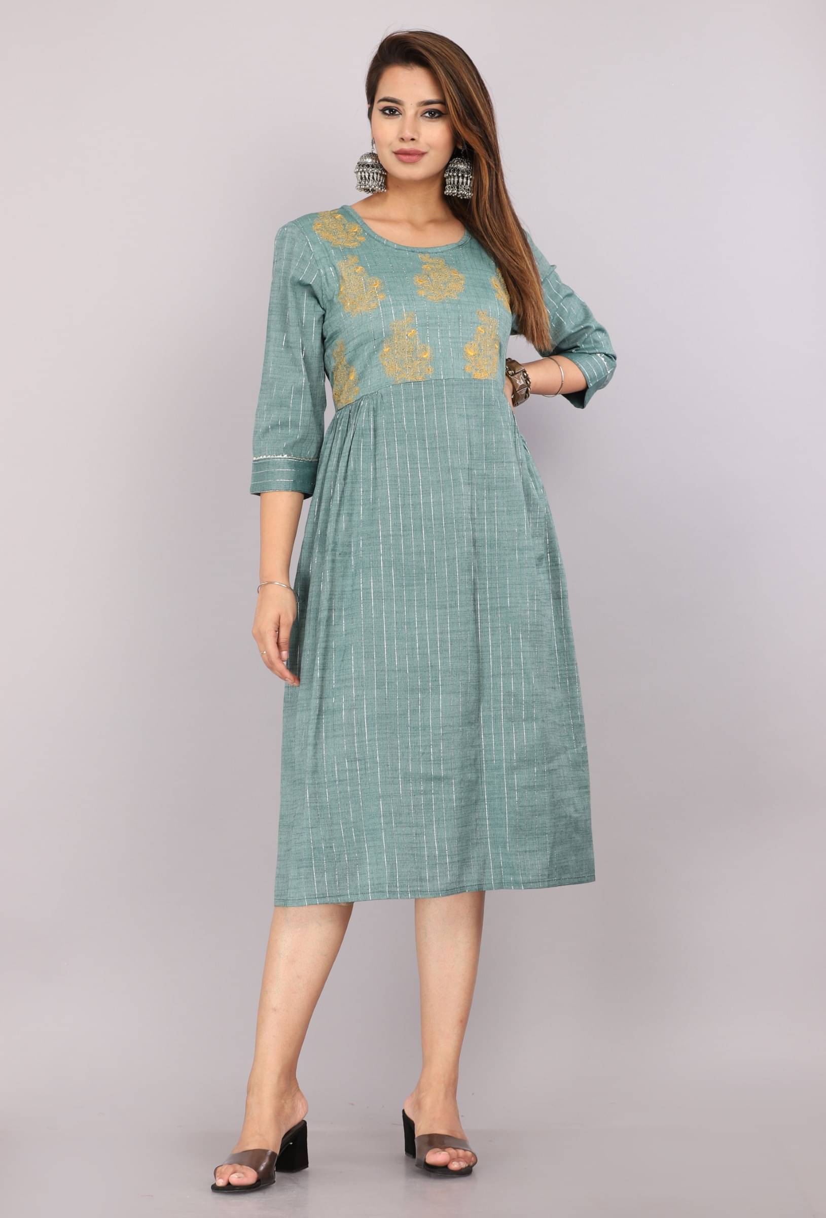 jain creation Women's Cotton Silk Solid Straight Kurti - ( Green ) jain creation Women's Cotton Silk Solid Straight Kurti - ( Green )