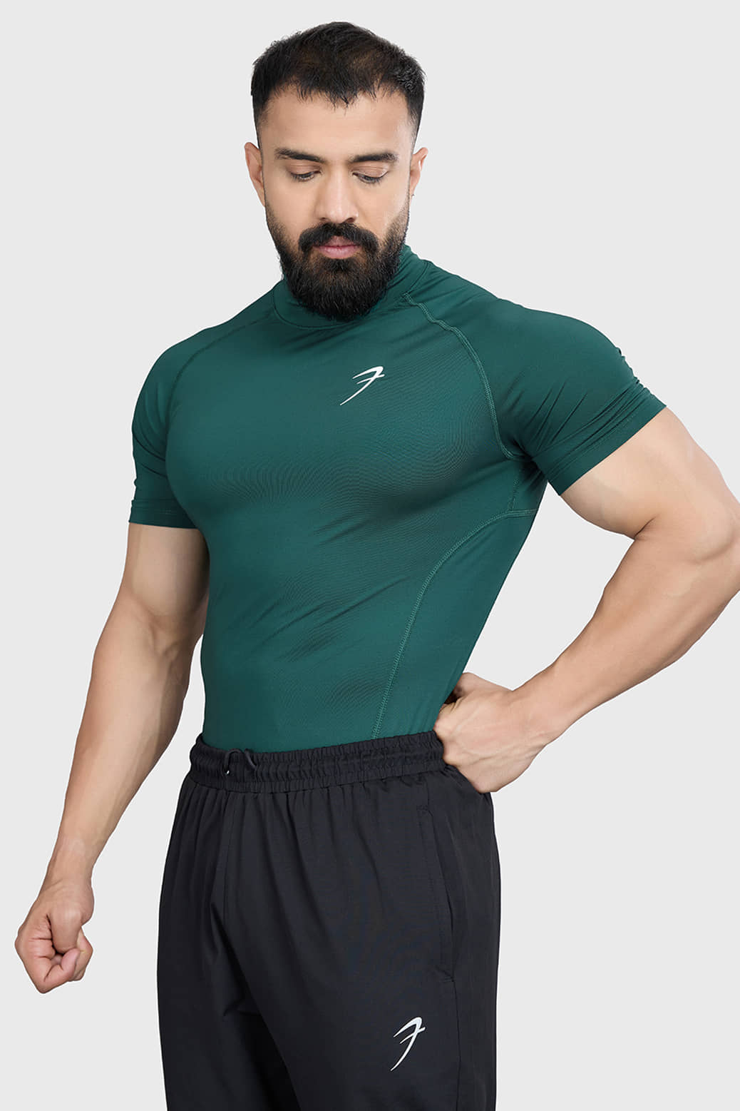Fuaark Green Polyester Slim Fit Men's Compression T-Shirt ( Pack of 1 )