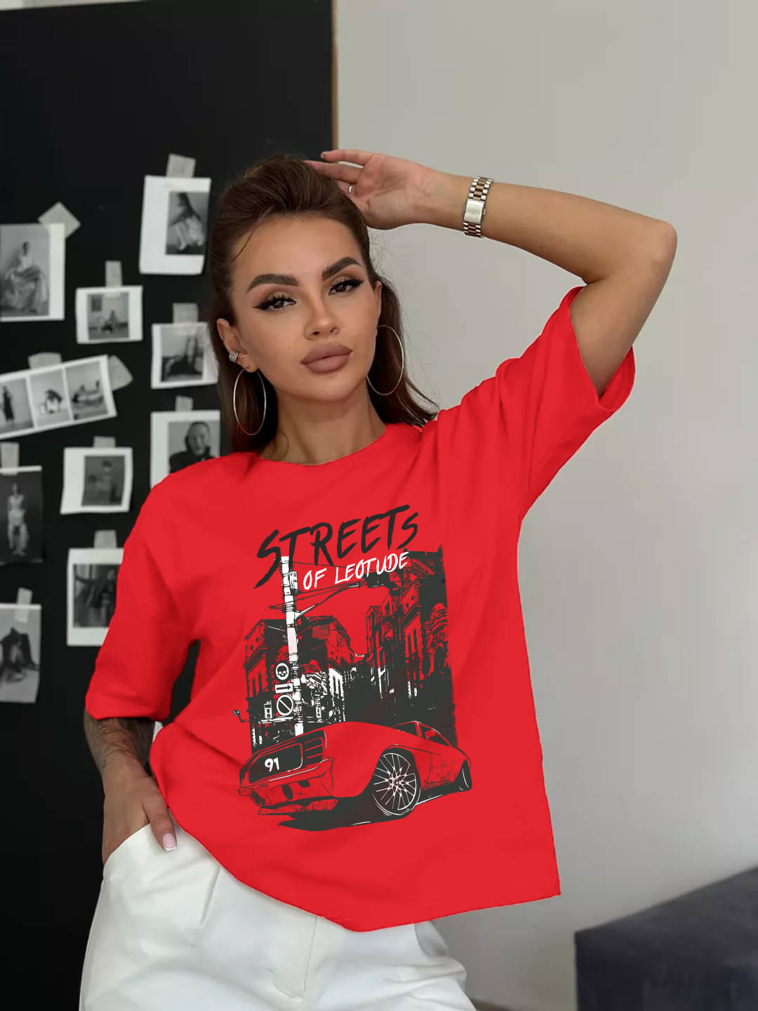 Leotude Women Cotton Blend Printed Oversized Round Neck T-Shirt ( Red ) Leotude Women Cotton Blend Printed Oversized Round Neck T-Shirt ( Red )