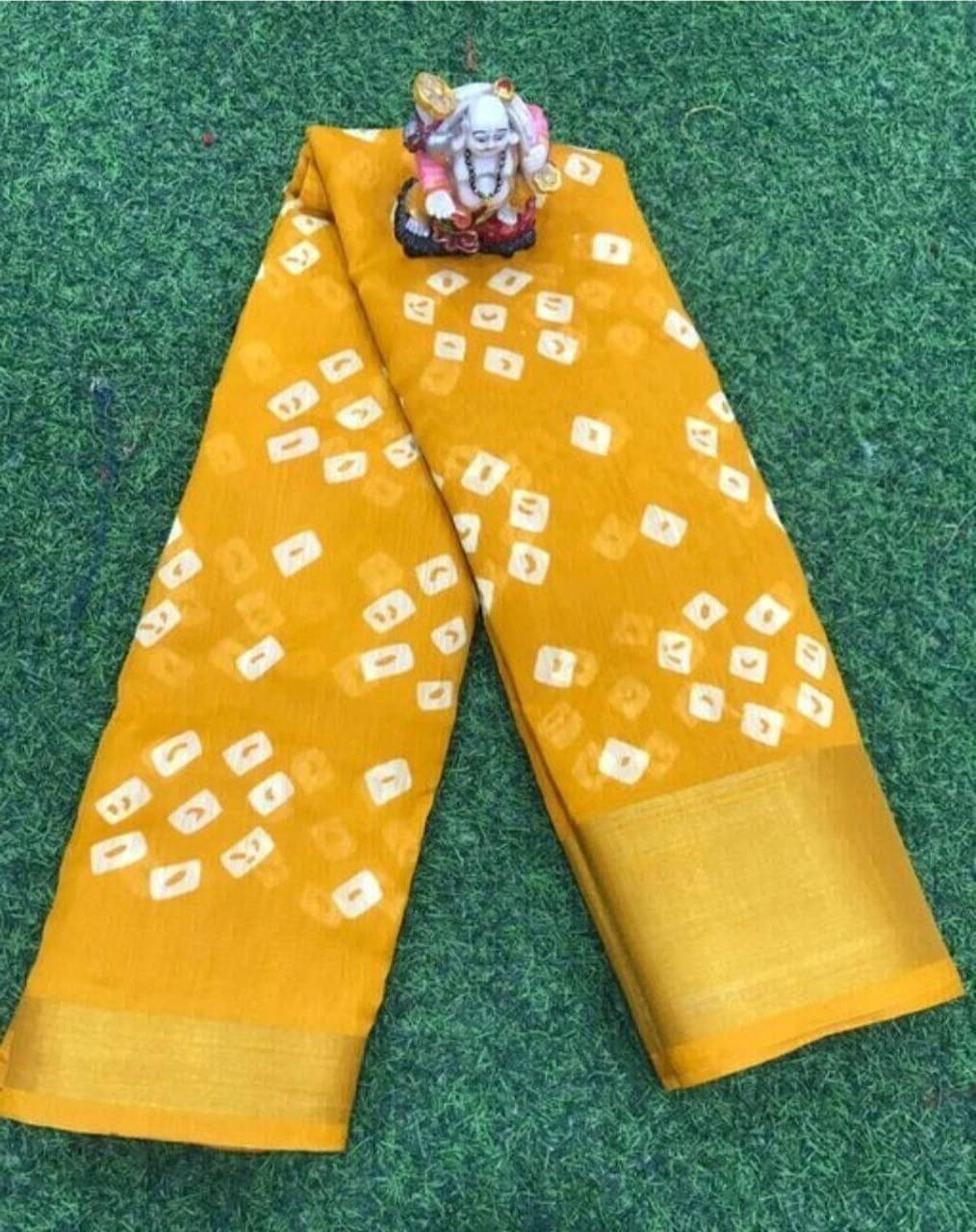     			Suali Art Silk Printed Saree With Unstitched Blouse Piece ( Yellow )