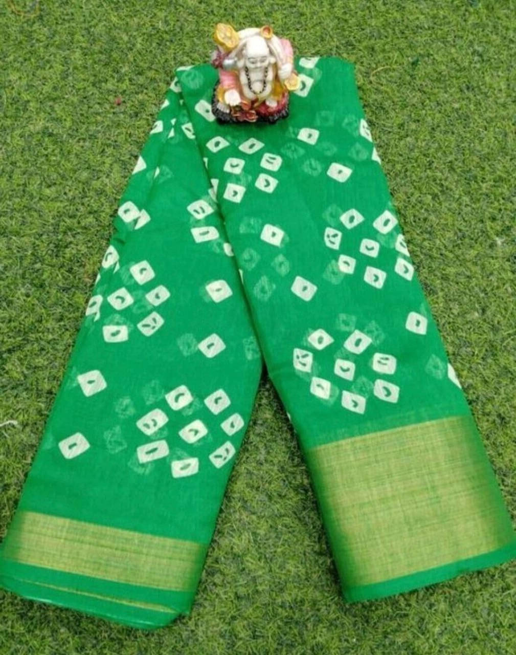 Suali Art Silk Woven Saree With Unstitched Blouse Piece ( Green )     			Suali Art Silk Woven Saree With Unstitched Blouse Piece ( Green )