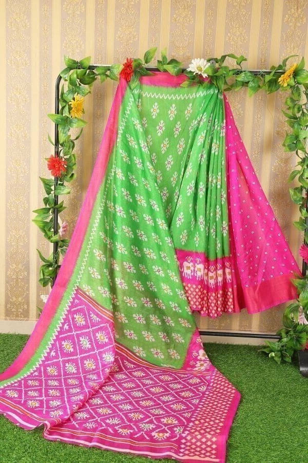     			Suali Cotton Blend Printed Saree With Unstitched Blouse Piece ( Green )