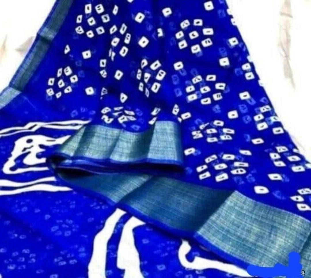     			Suali Cotton Blend Printed Saree With Unstitched Blouse Piece ( Purple )