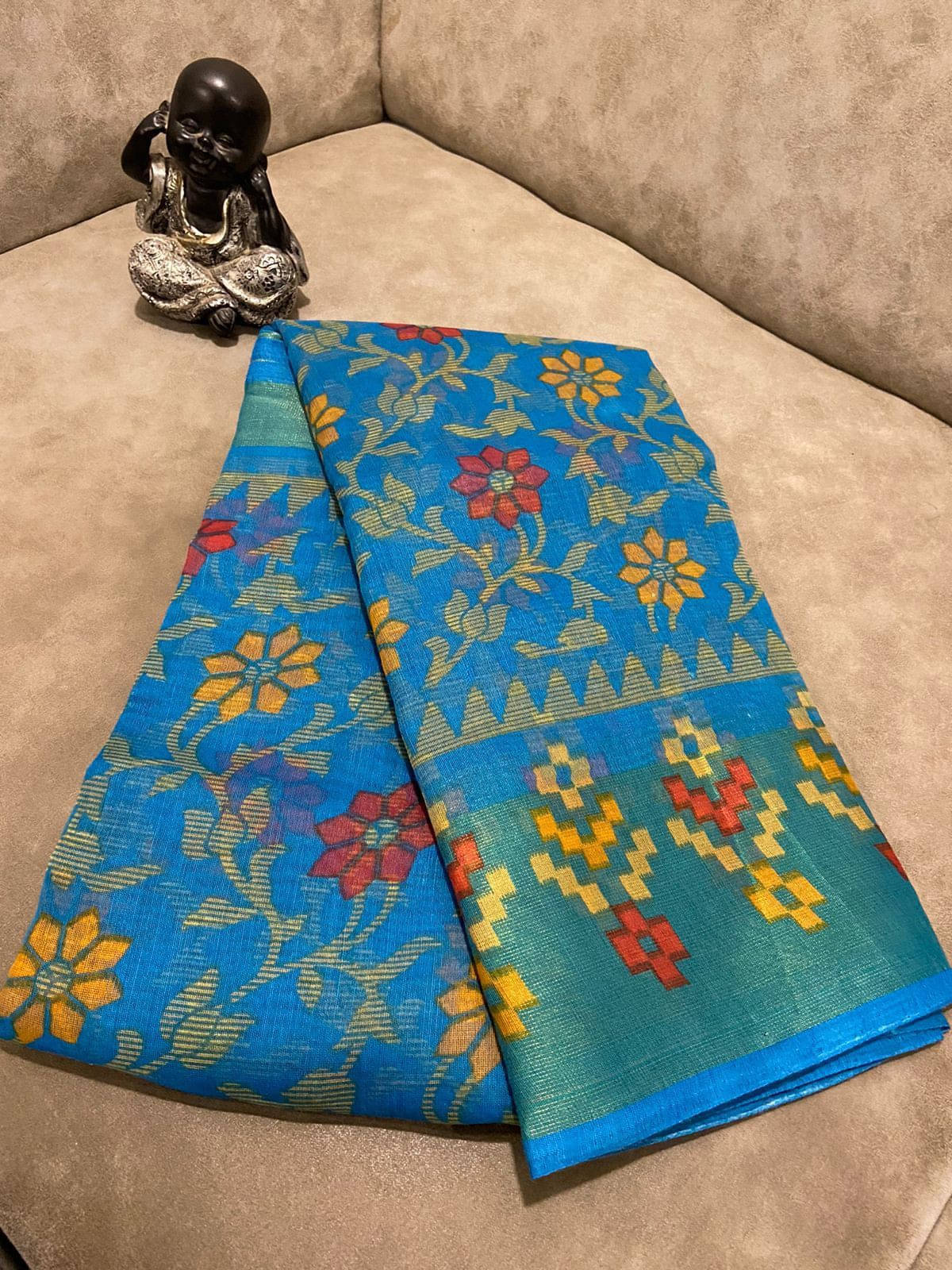 Suali Cotton Blend Printed Saree With Unstitched Blouse Piece ( Blue ) Suali Cotton Blend Printed Saree With Unstitched Blouse Piece ( Blue )