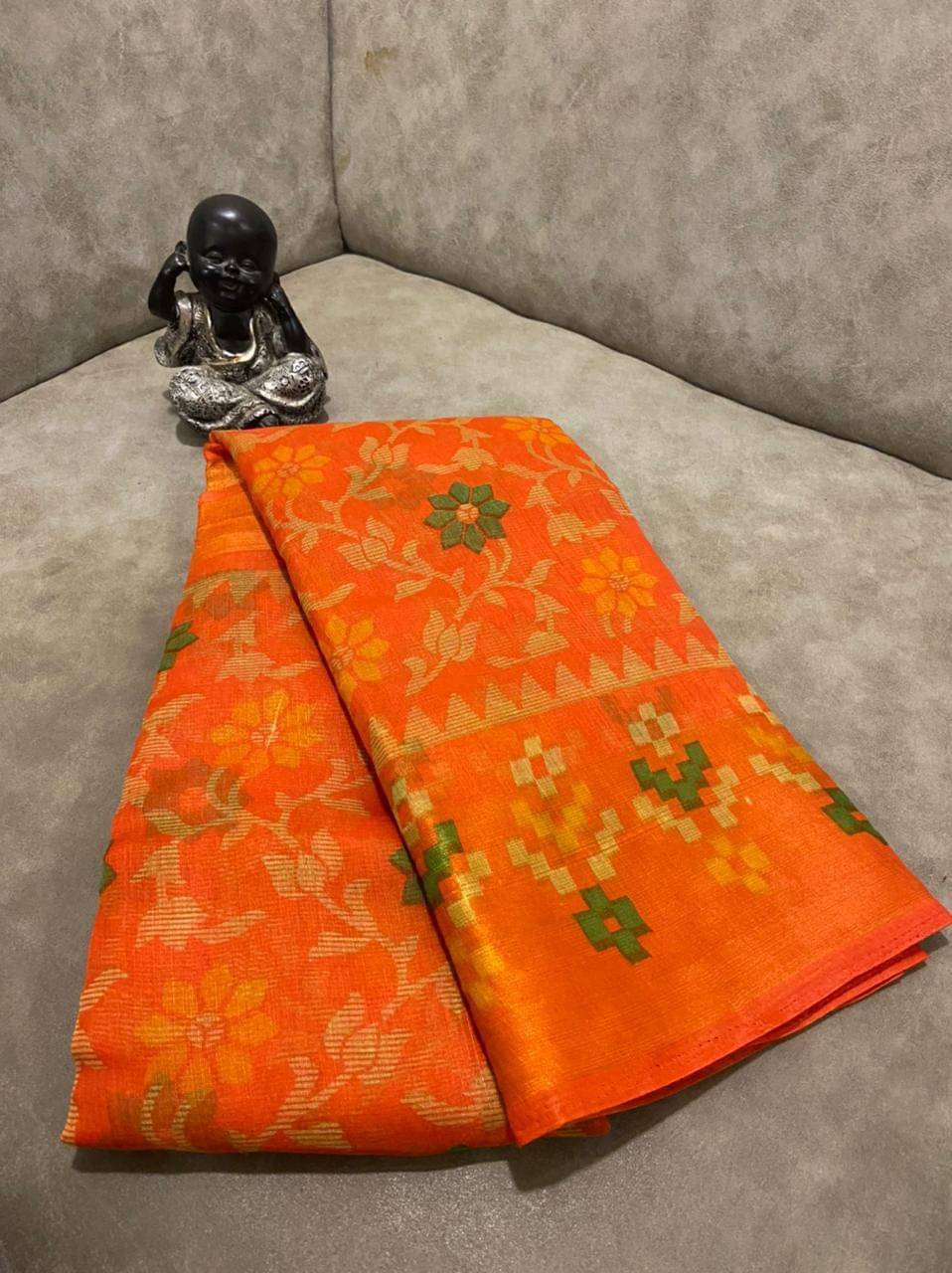 Suali Cotton Blend Printed Saree With Unstitched Blouse Piece ( Orange ) Suali Cotton Blend Printed Saree With Unstitched Blouse Piece ( Orange )