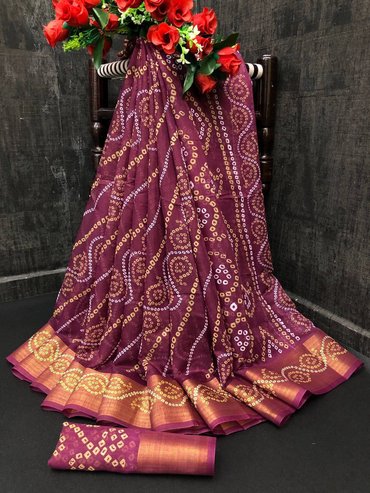     			Suali Cotton Blend Printed Saree With Unstitched Blouse Piece ( Purple )