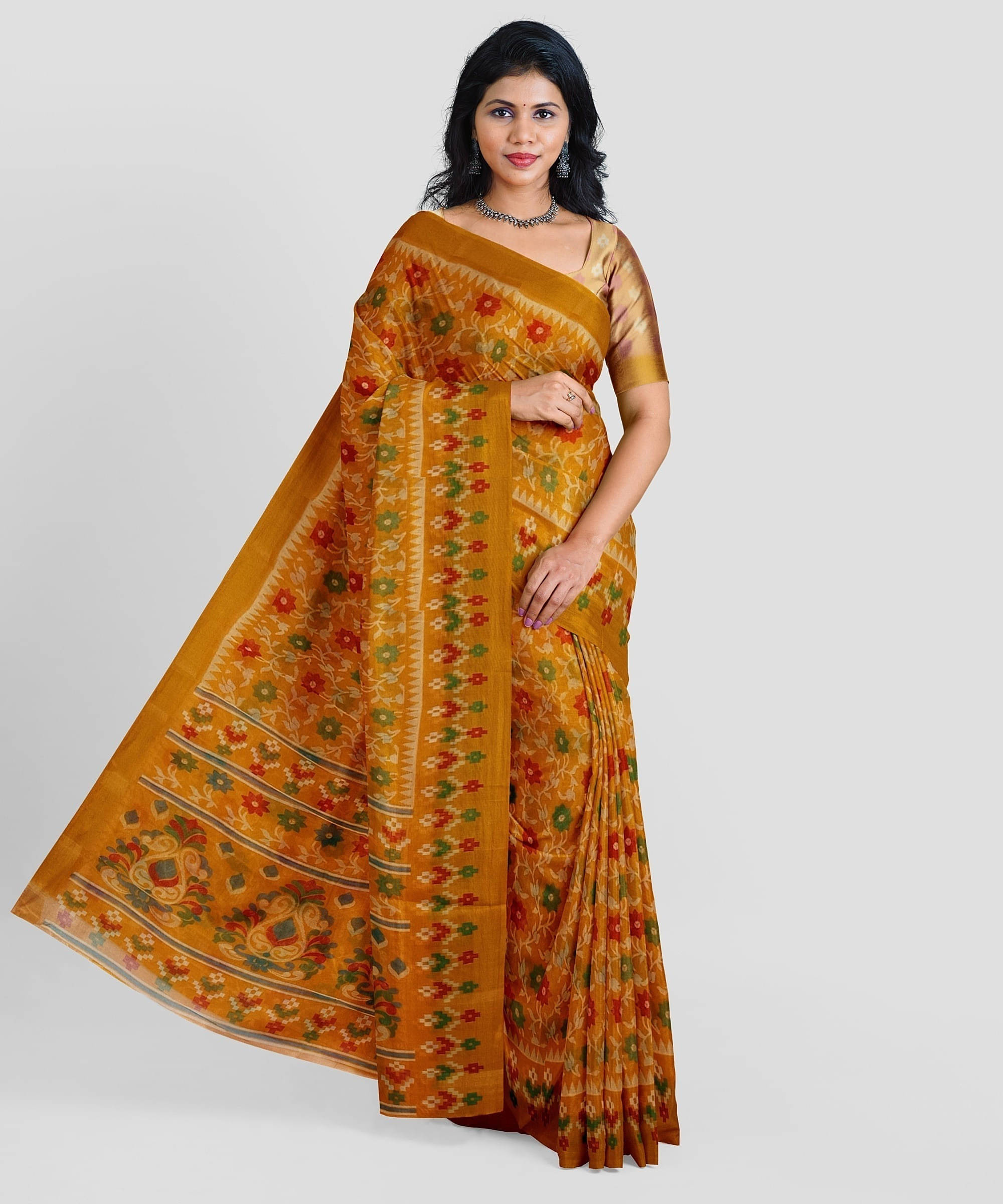     			Suali Cotton Blend Printed Saree With Unstitched Blouse Piece ( Yellow )