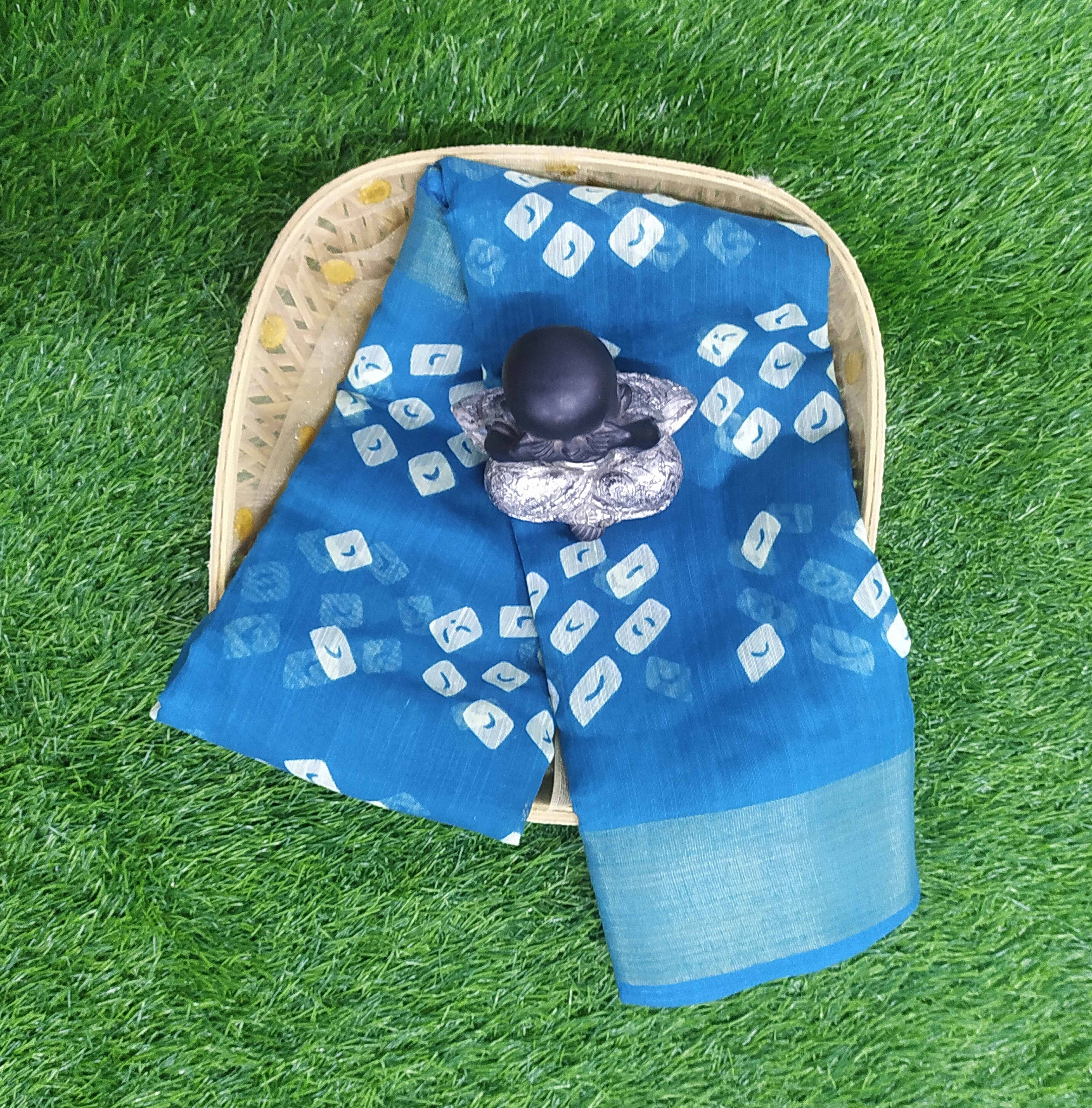     			Suali Cotton Blend Printed Saree With Unstitched Blouse Piece ( Light Blue )