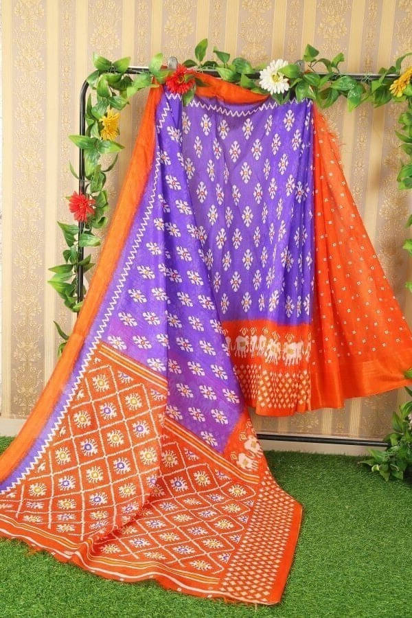     			Suali Cotton Blend Striped Saree With Unstitched Blouse Piece ( Purple )