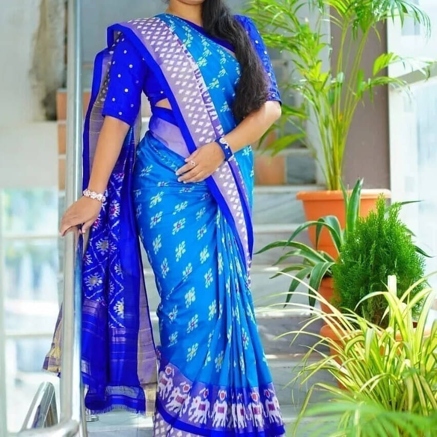     			Suali Georgette Checks Saree With Unstitched Blouse Piece ( Blue )