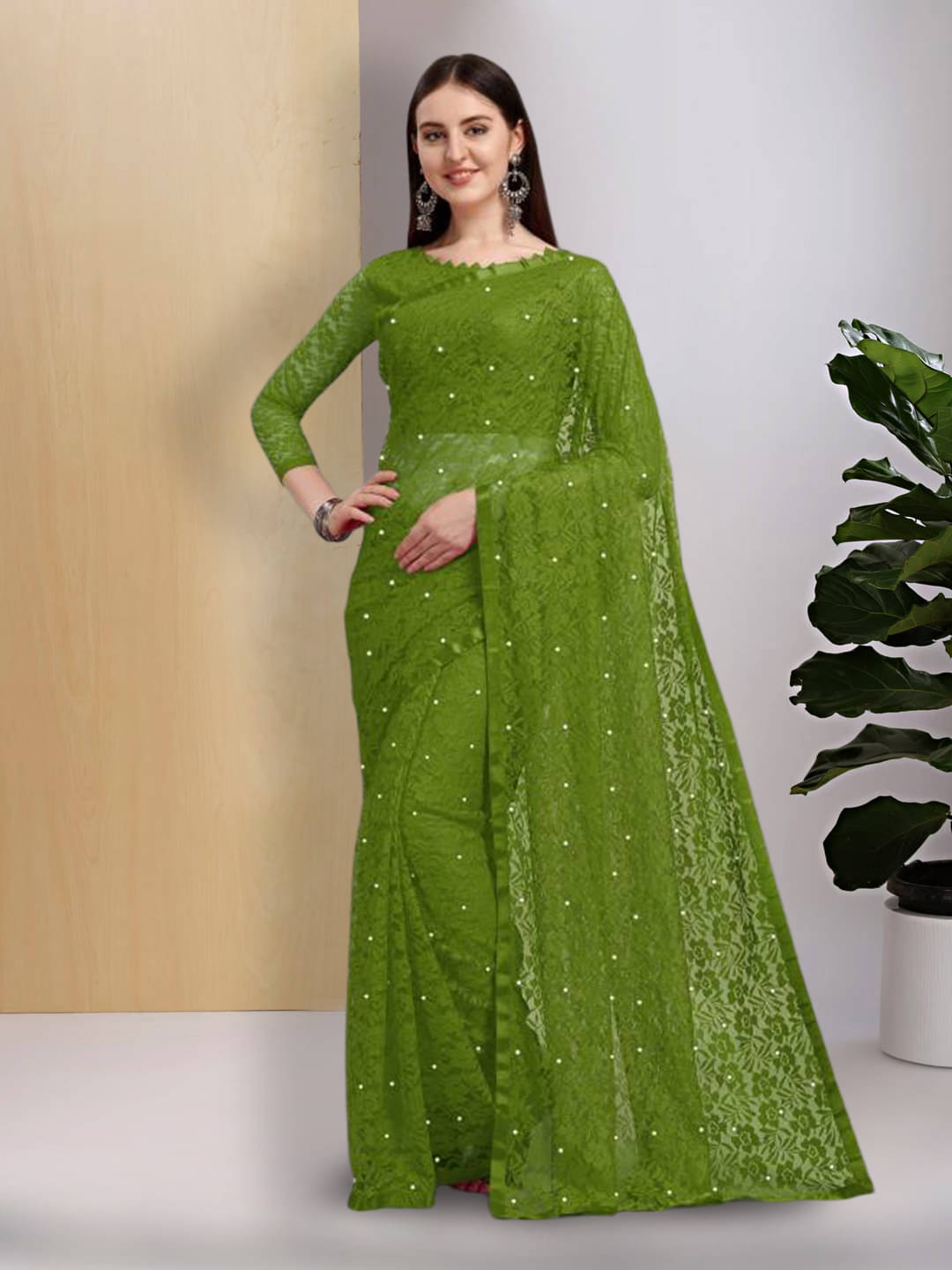 Suali Net Embellished Saree With Unstitched Blouse Piece ( Green ) Suali Net Embellished Saree With Unstitched Blouse Piece ( Green )