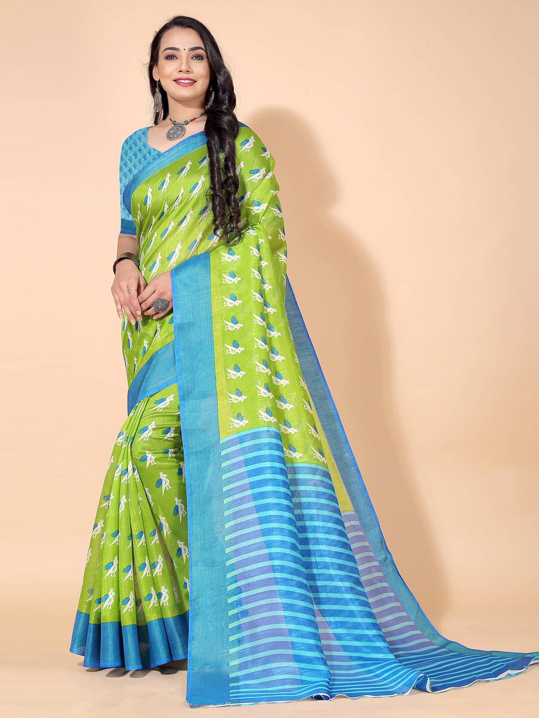     			Suali Net Solid Saree With Unstitched Blouse Piece ( Light Blue )