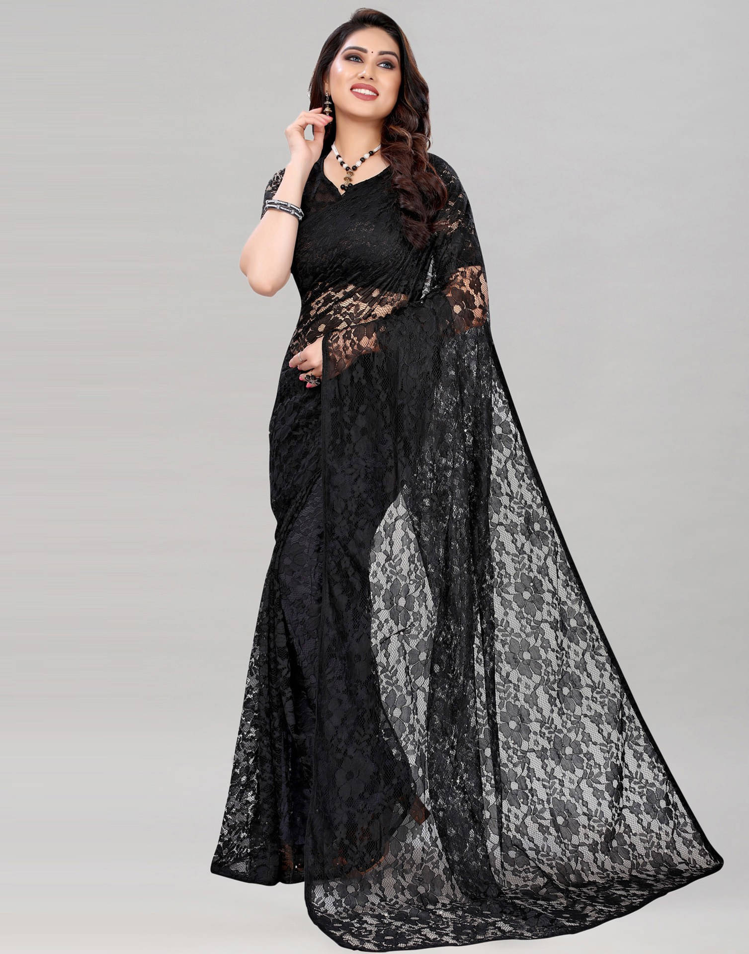 Suali Net Solid Saree With Unstitched Blouse Piece ( Black ) Suali Net Solid Saree With Unstitched Blouse Piece ( Black )