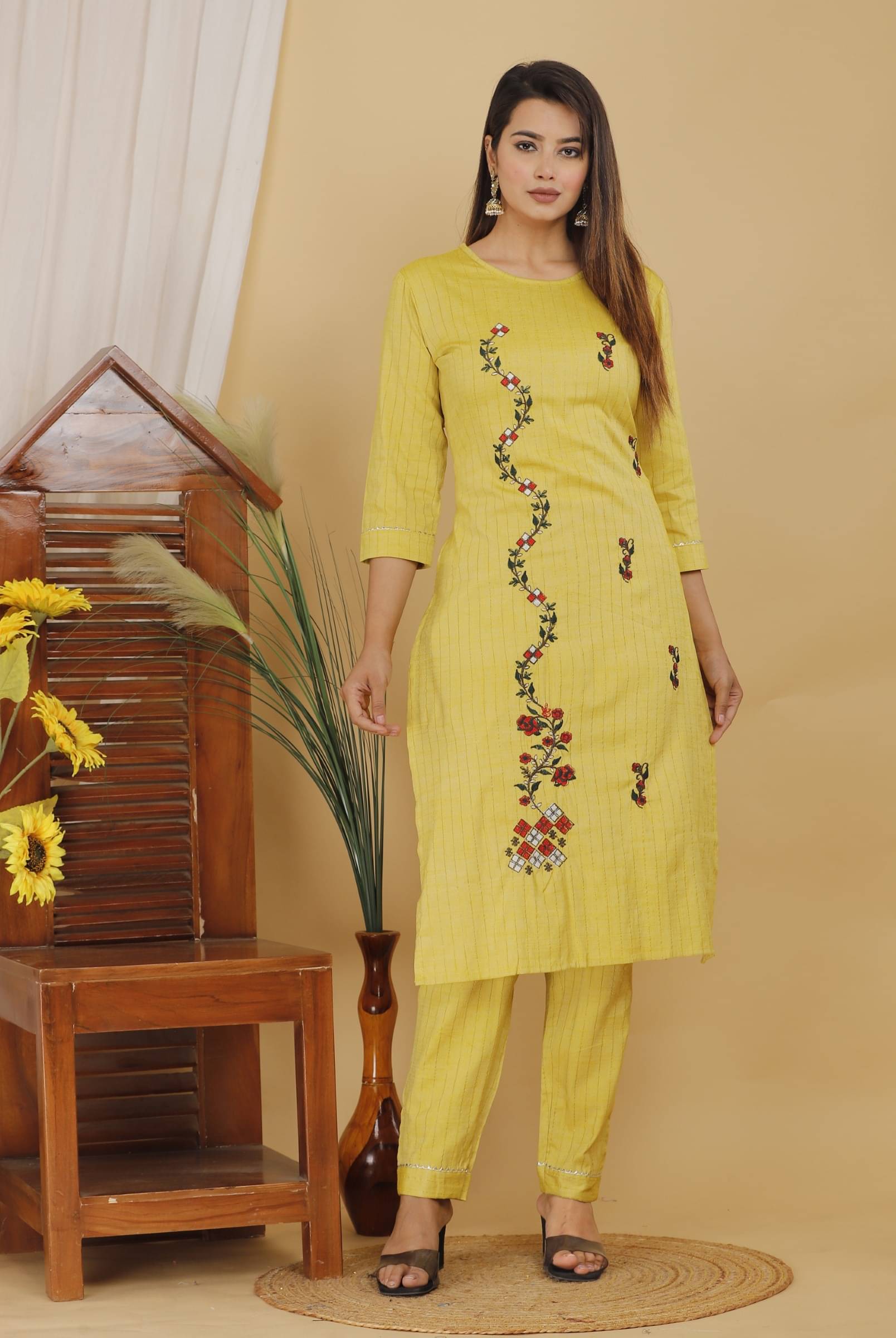 jain creation Women's Cotton Silk Embroidered Kurti With Pants ( Yellow ) jain creation Women's Cotton Silk Embroidered Kurti With Pants ( Yellow )