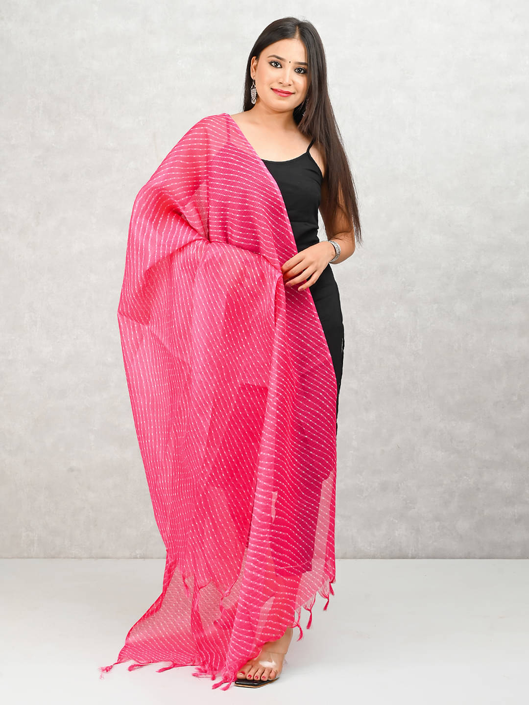     			Apratim Women Cotton Blend Dupatta ( Pink , Pack of 1 )