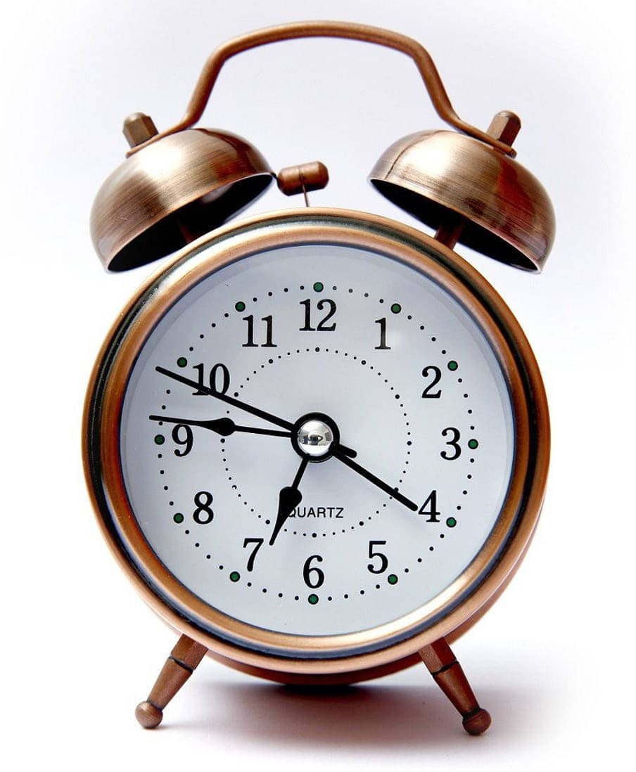     			FULKIZA Analog Copper Circular Table Clock - Pack of 1