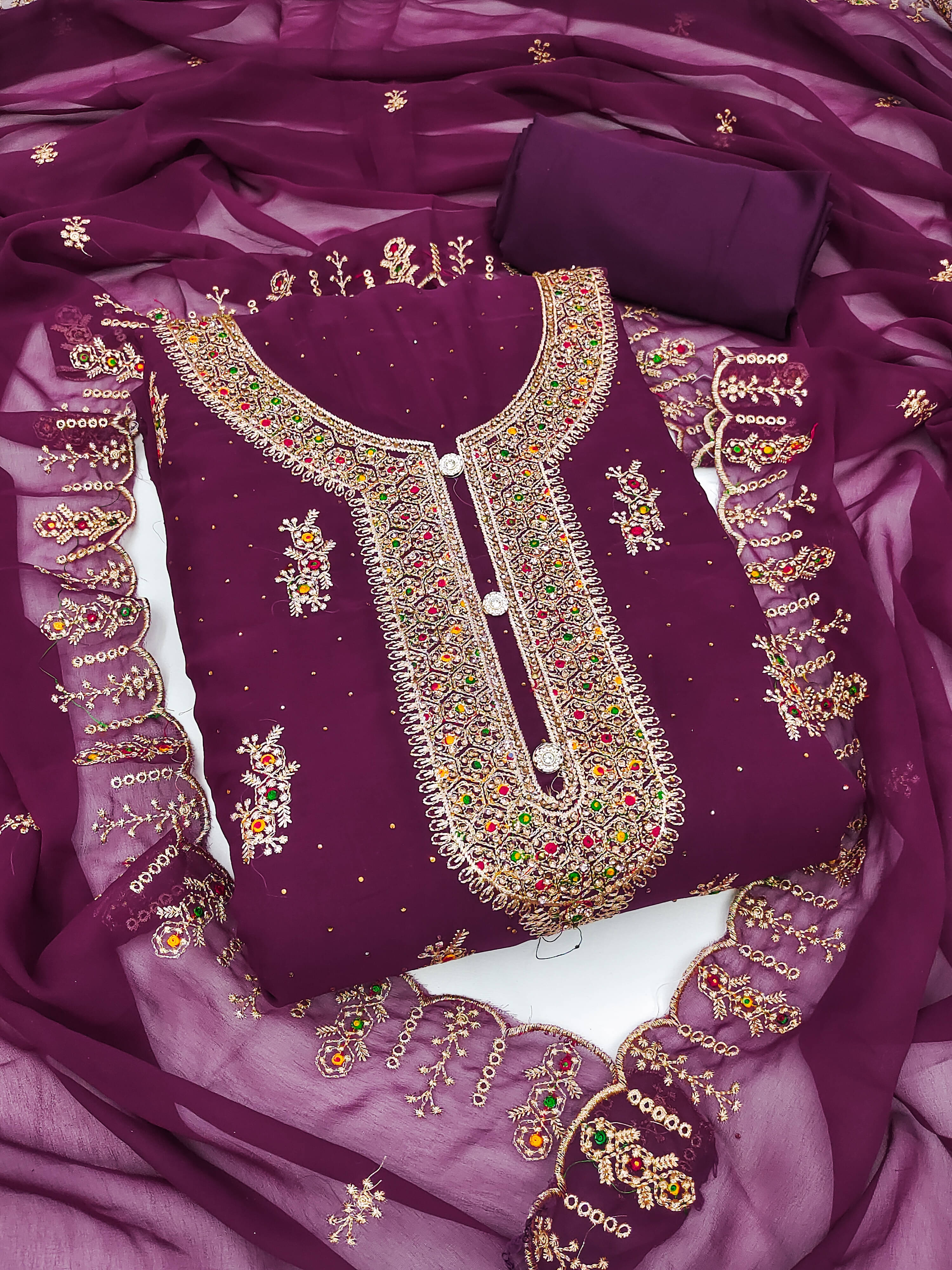 Nayanthara Trends Women Georgette Unstitched Dress Material ( Purple ) Nayanthara Trends Women Georgette Unstitched Dress Material ( Purple )