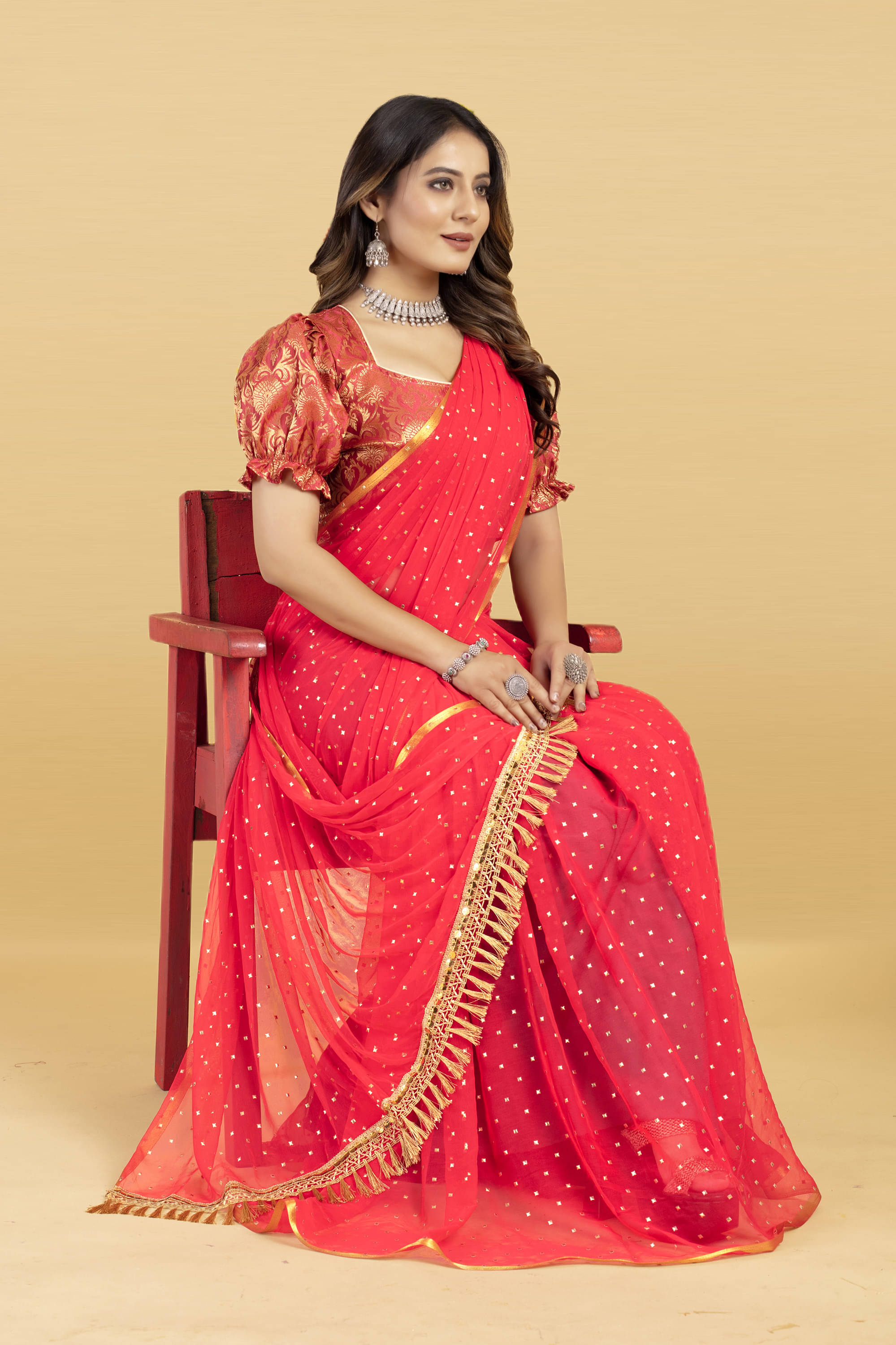 Parmila Fashion Chiffon Embellished Saree With Unstitched Blouse Piece ( Pink ) Parmila Fashion Chiffon Embellished Saree With Unstitched Blouse Piece ( Pink )