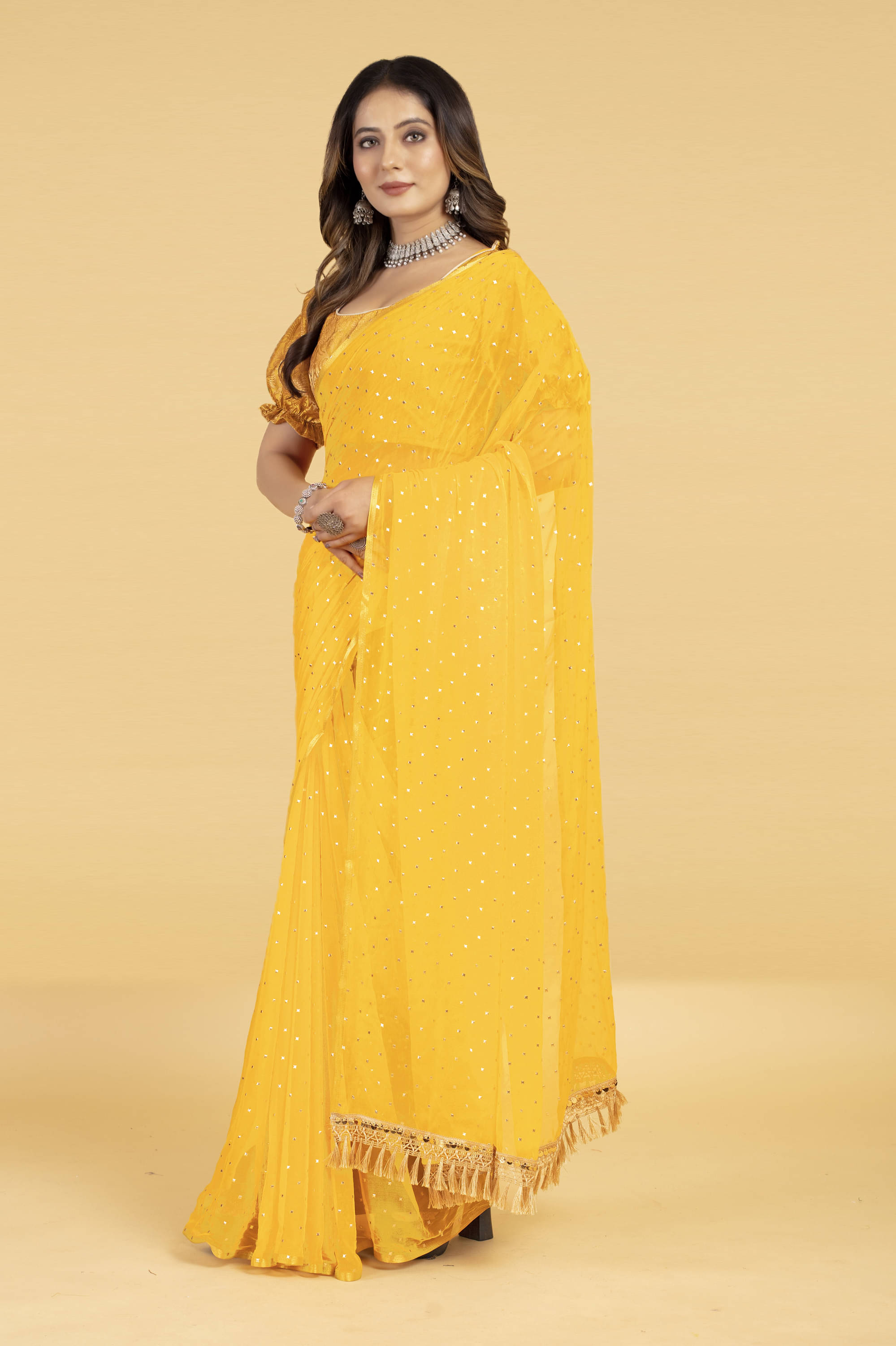     			Parmila Fashion Chiffon Embellished Saree With Unstitched Blouse Piece ( Gold )