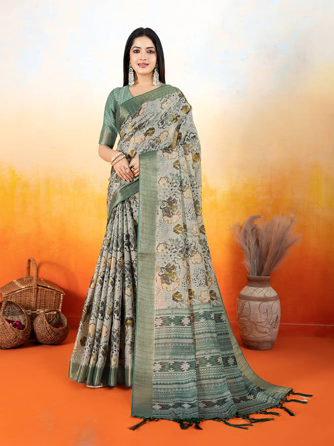 Rekha Maniyar Silk Blend Printed Saree With Unstitched Blouse Piece ( Green ) Rekha Maniyar Silk Blend Printed Saree With Unstitched Blouse Piece ( Green )
