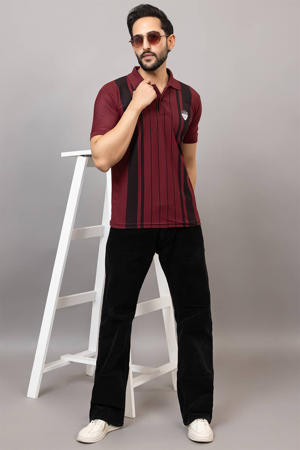     			TOROLY Men Cotton Blend Regular Fit Colorblock T-Shirt ( Maroon )