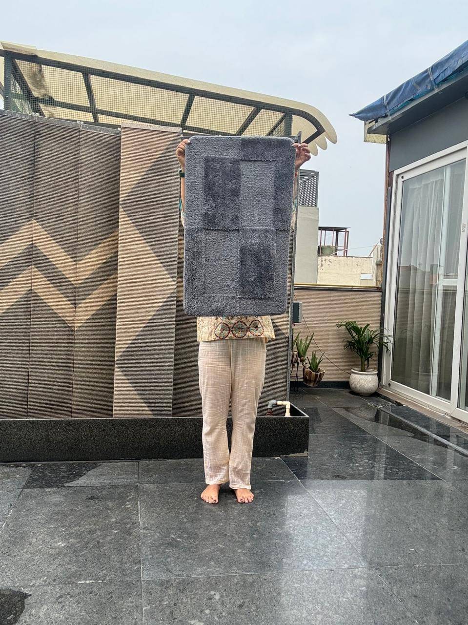 WINNER Set of 1 Anti-skid Polypropylene Door Mat ( 80 X 50 cm ) Gray WINNER Set of 1 Anti-skid Polypropylene Door Mat ( 80 X 50 cm ) Gray