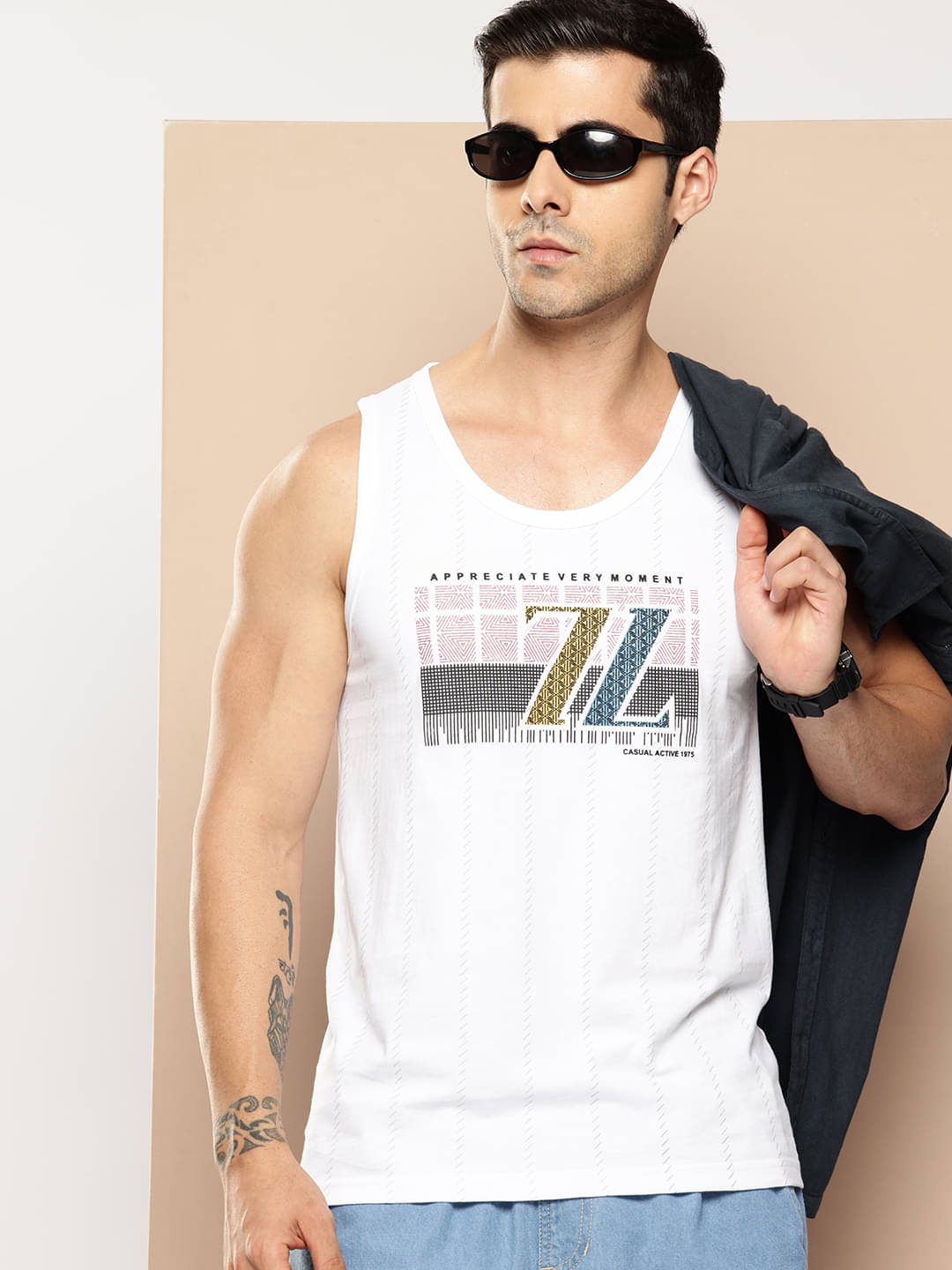     			FROSEN FOX Men Cotton Blend Regular Fit Printed T-Shirt ( White )