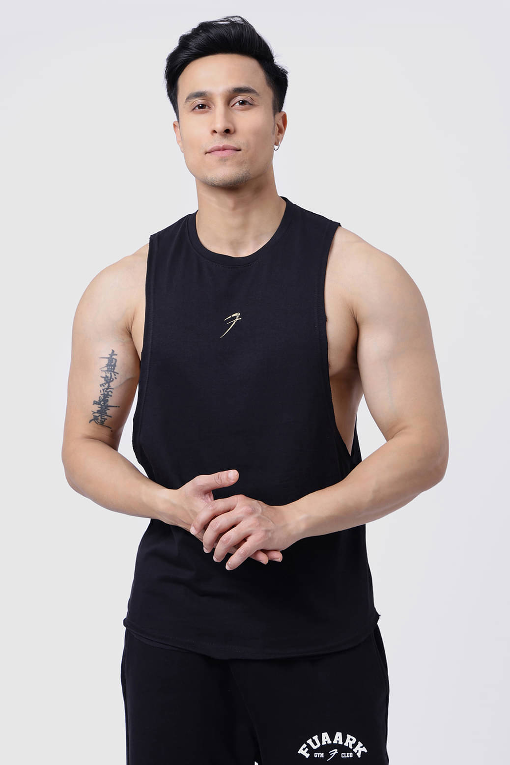     			Fuaark Black Cotton Regular Fit Men's Tanks ( Pack of 1 )