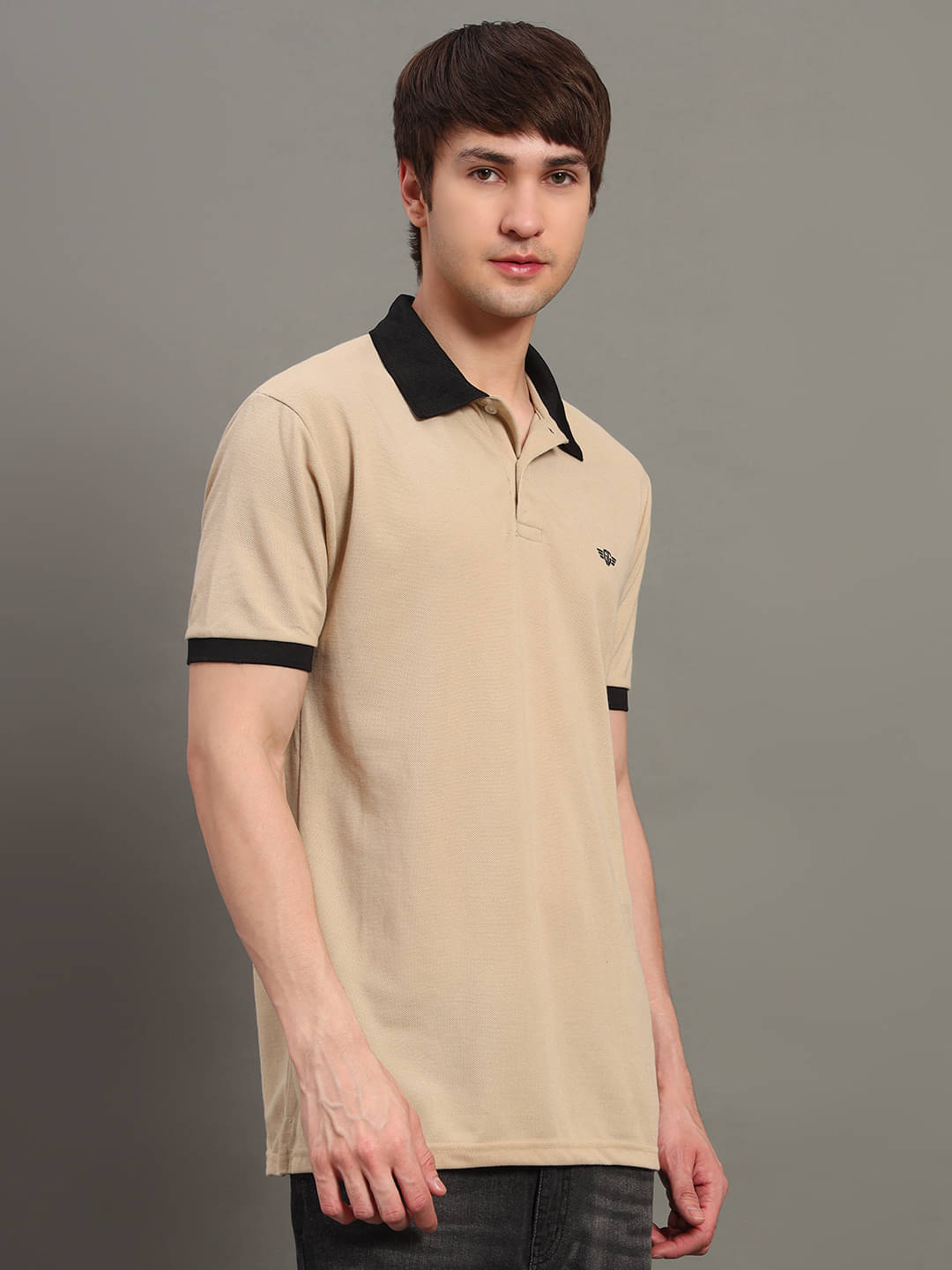     			GET GOLF Men Cotton Blend Regular Fit Solid Polo T Shirt ( Beige )