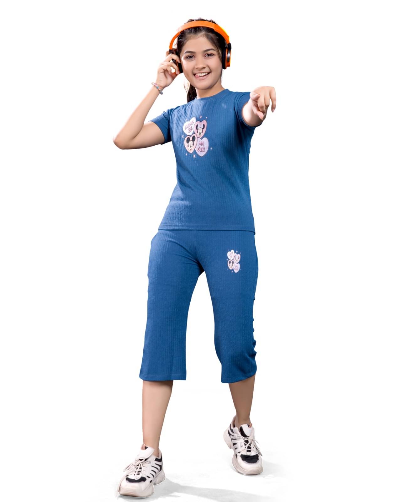     			Little Funky Pack of 1 Girls Cotton Blend T-shirt & Capris ( Blue )