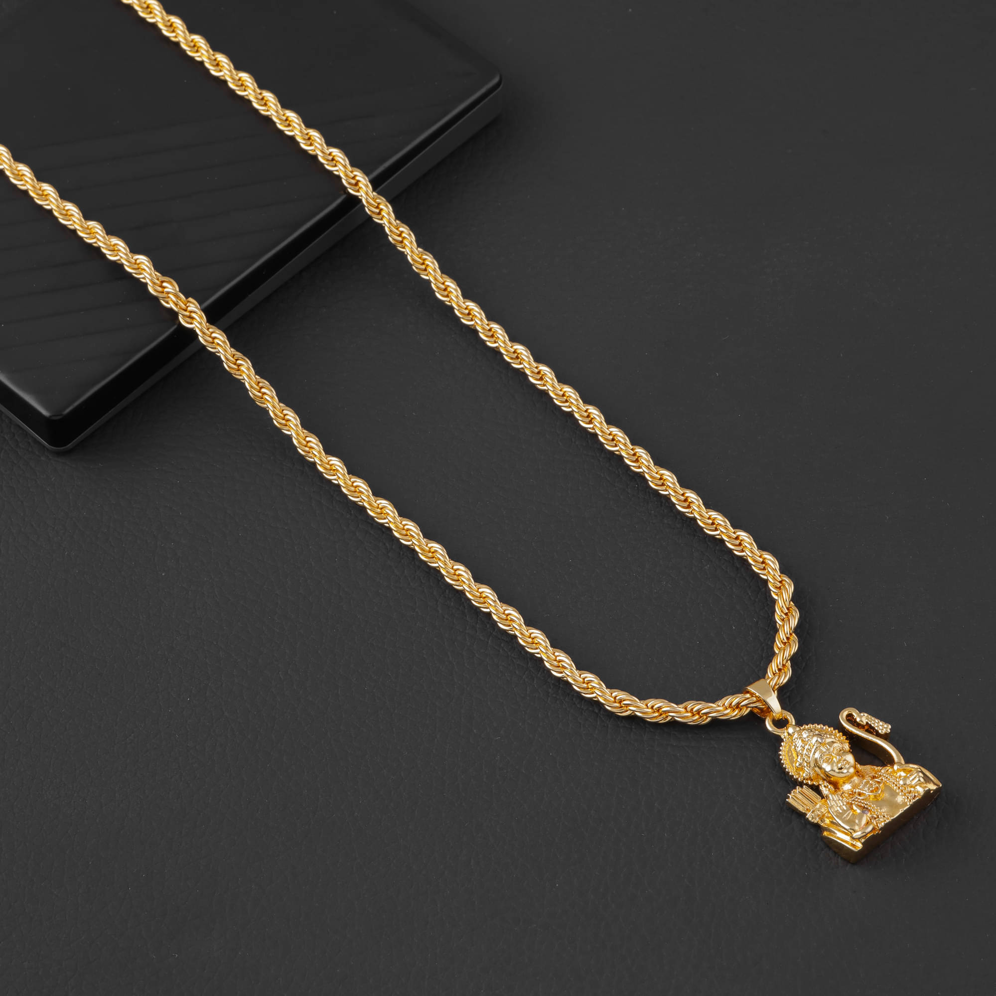     			MGSV Gold Plated Brass Chain with Pendant ( Pack of 1 )