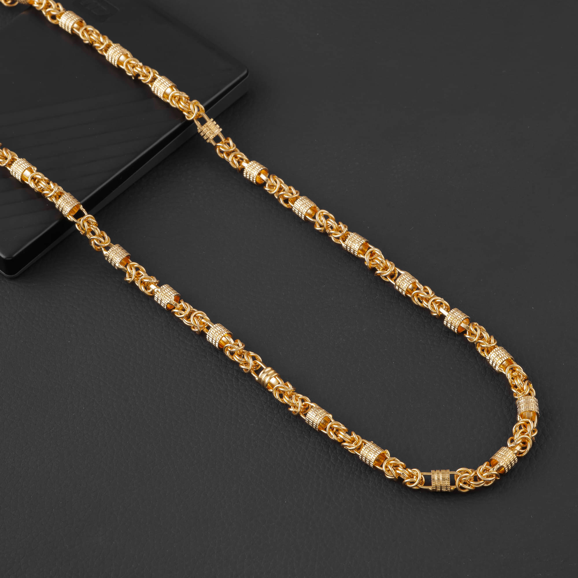     			MGSV Gold Plated Brass Chain ( Pack of 1 )