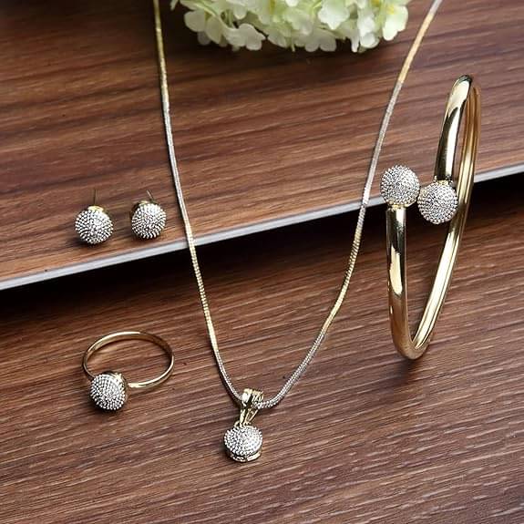     			Opus Gems Golden Pendant set ( Pack of 1 )