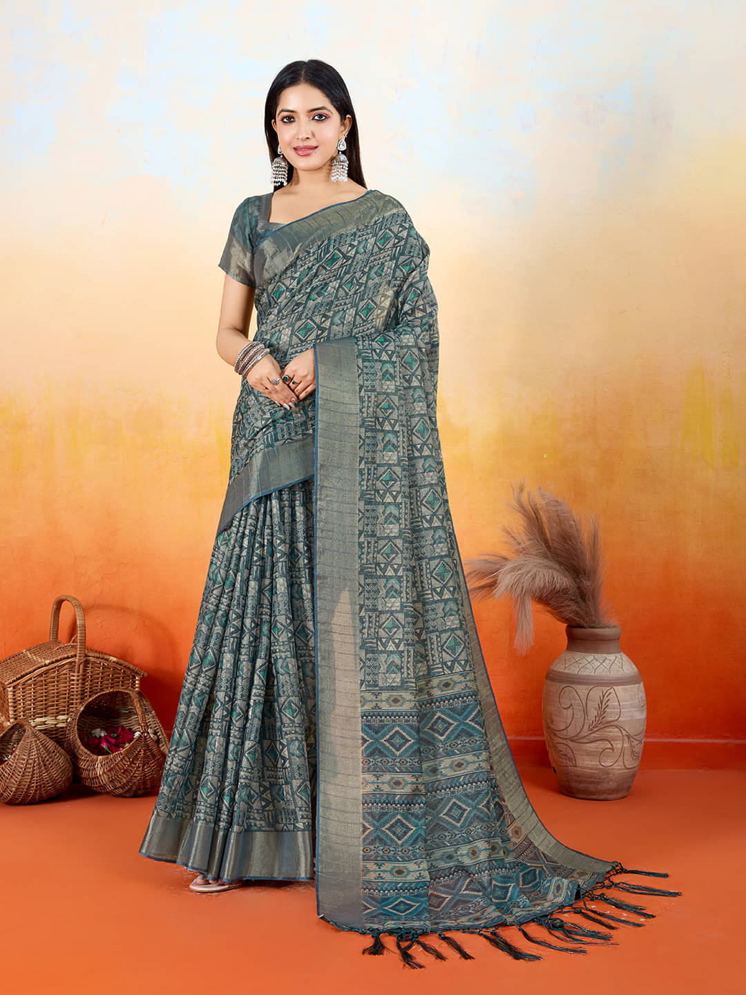     			Rekha Maniyar Silk Blend Printed Saree With Unstitched Blouse Piece ( Teal )
