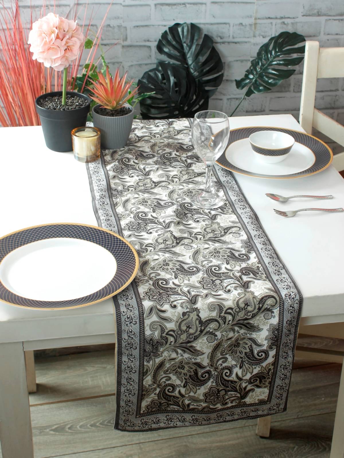     			Romee Polyester 6 Seater Table Runner ( 183 cm x 33 cm ) Single - Off White