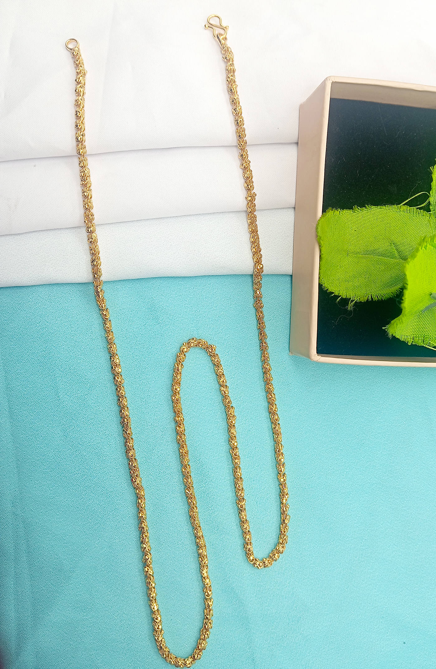 SHANKH-KRIVA Gold Plated Chain ( Set of 1 ) SHANKH-KRIVA Gold Plated Chain ( Set of 1 )