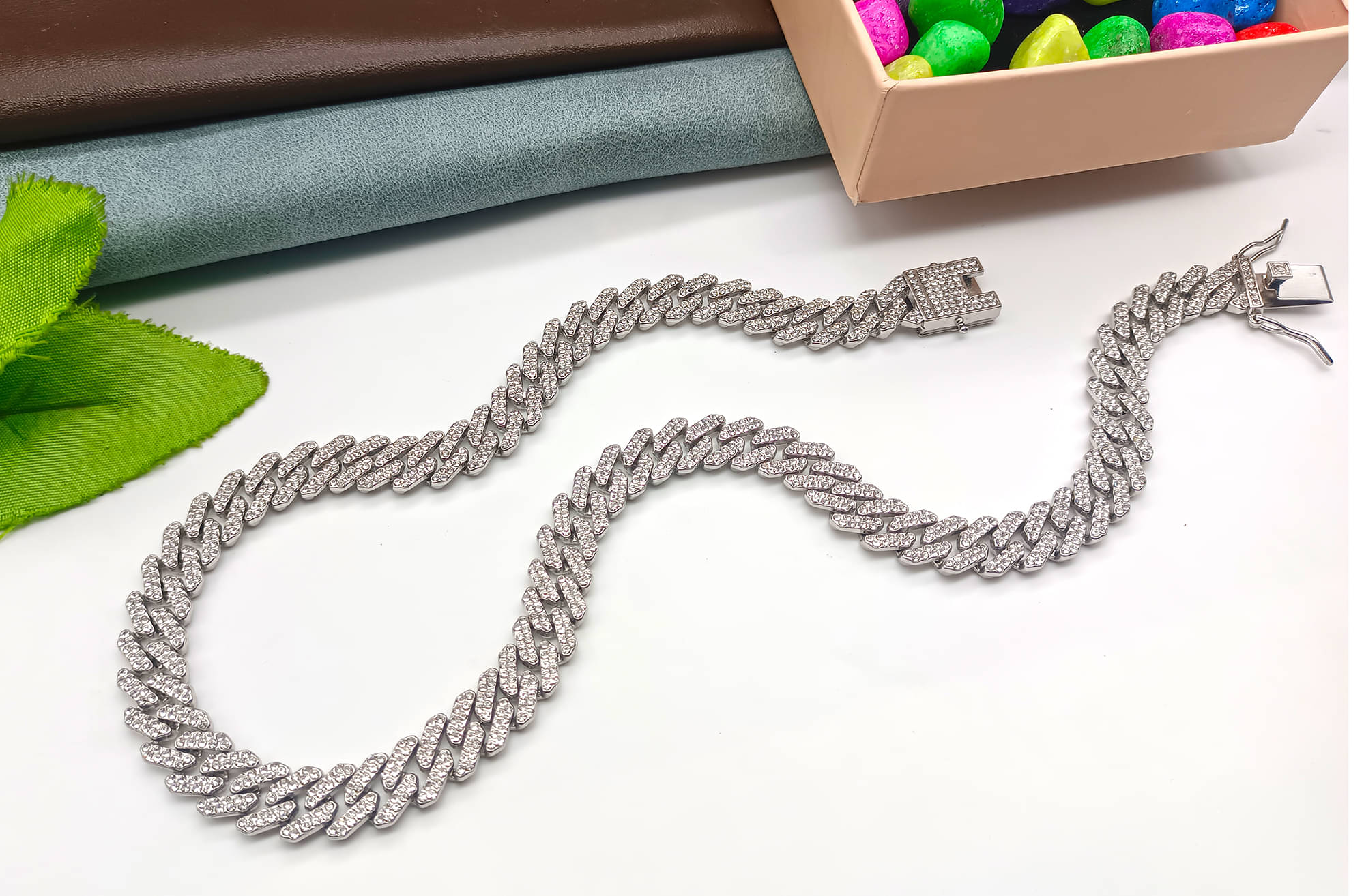 SHANKH-KRIVA Silver Plated Chain ( Set of 1 ) SHANKH-KRIVA Silver Plated Chain ( Set of 1 )