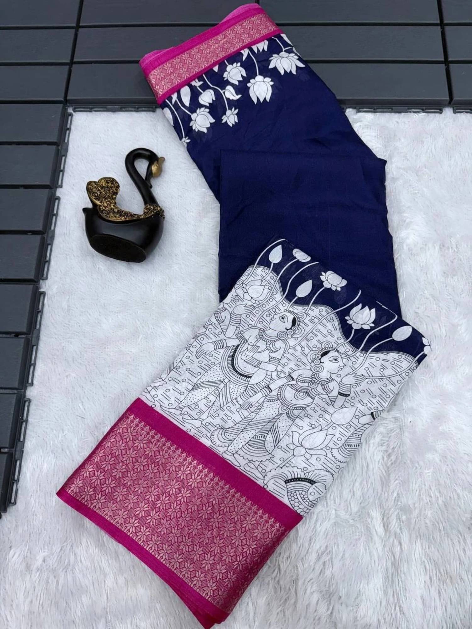 TARTAM Art Silk Printed Saree With Unstitched Blouse Piece ( Blue ) TARTAM Art Silk Printed Saree With Unstitched Blouse Piece ( Blue )
